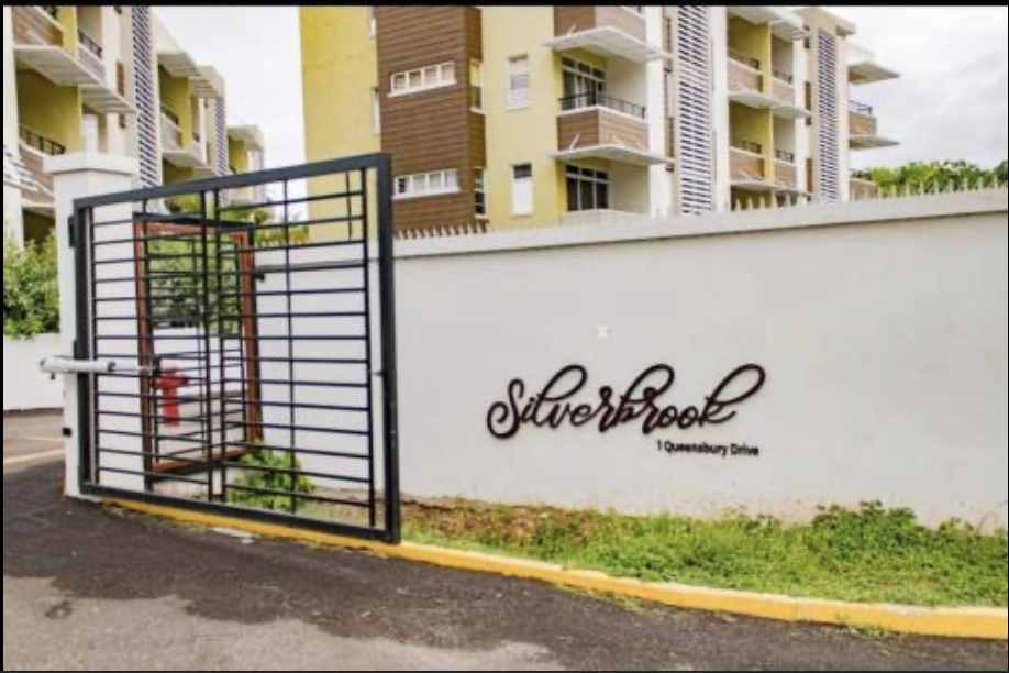 Apartment For Rent: 1 QUEENSBURY DRIVE, Kingston 19 | $150,000 photo 2