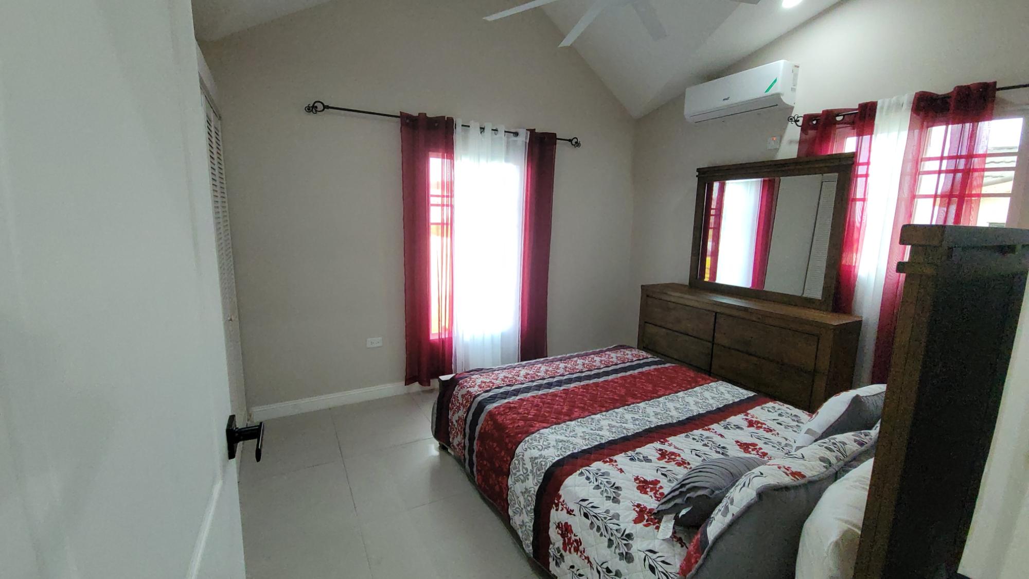 House For Sale: TOBY HAMMOCKS, Freetown | $40,000,000 photo 3