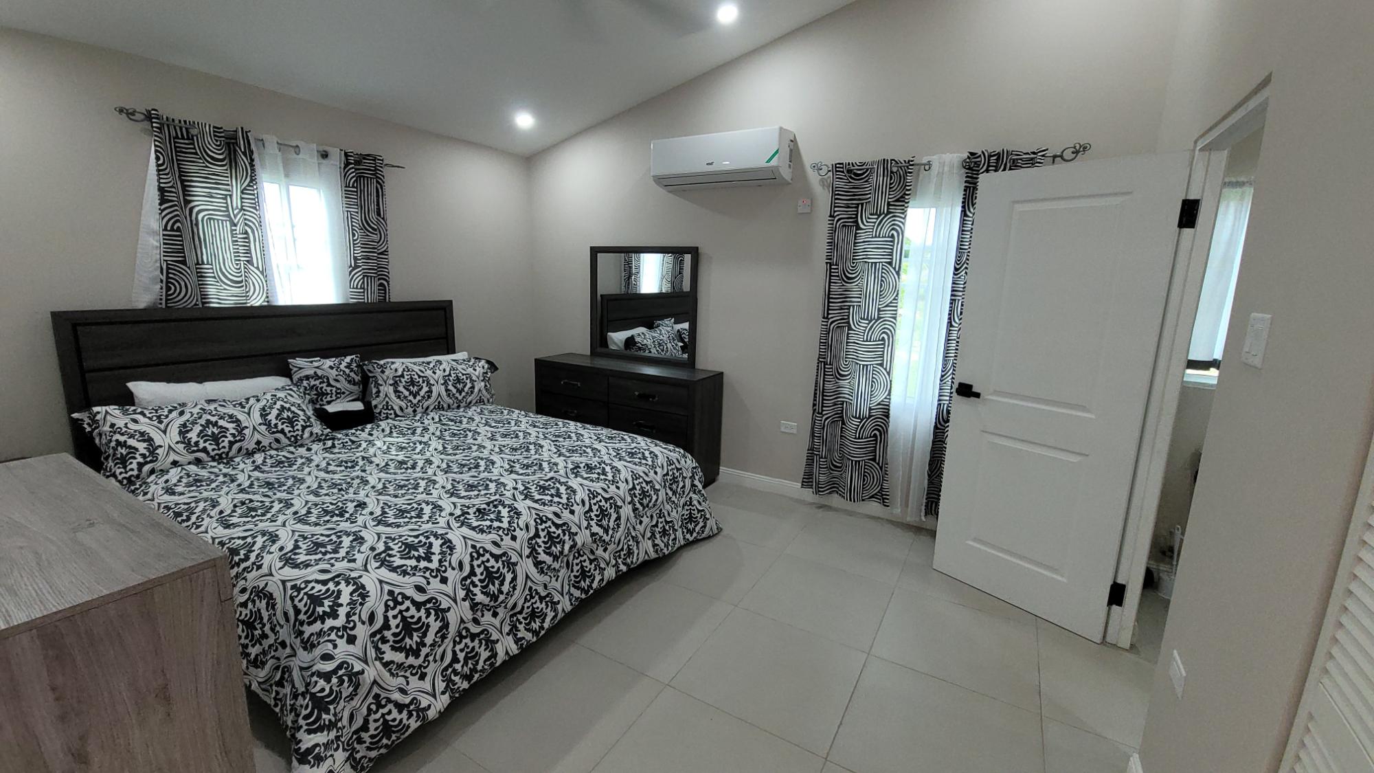 House For Sale: TOBY HAMMOCKS, Freetown | $40,000,000 photo 12