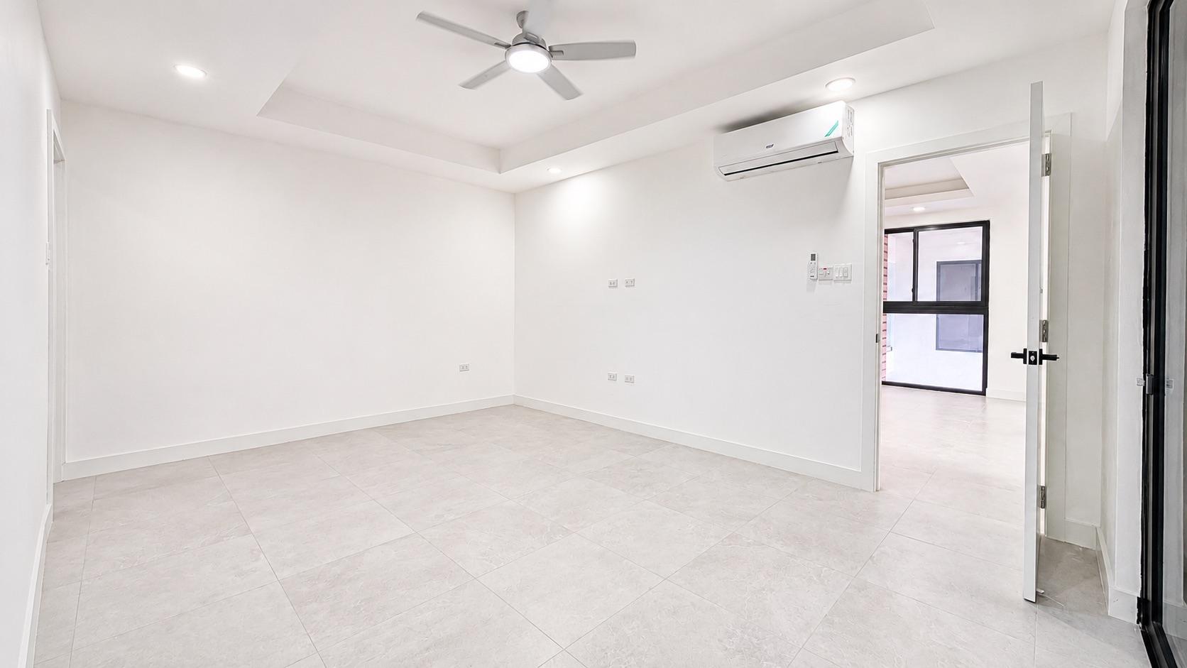 Apartment For Sale: WATERLOO AVE, Kingston 10 | $415,000 photo 9