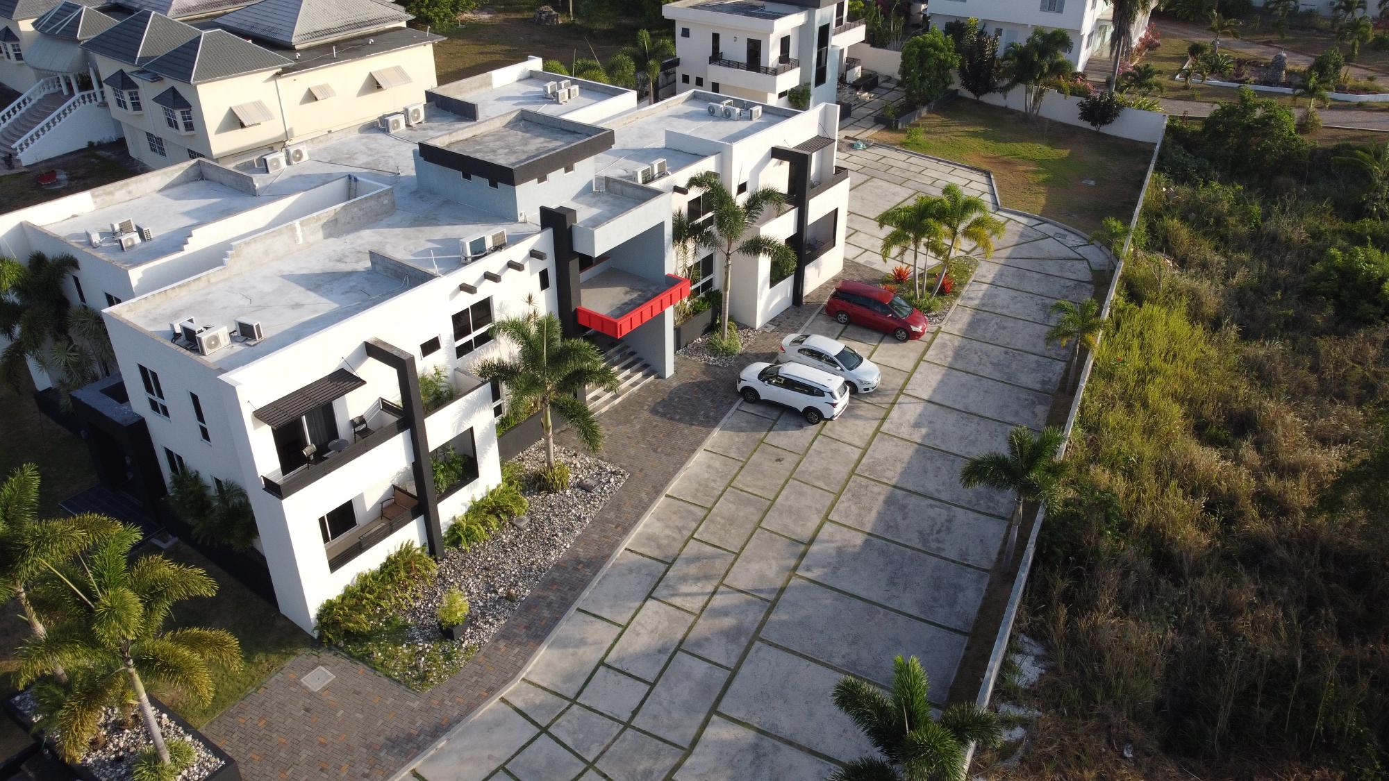 Apartment For Rent: CARDIFF HALL, THE PALAZZO, Runaway Bay | $1,500 photo 7