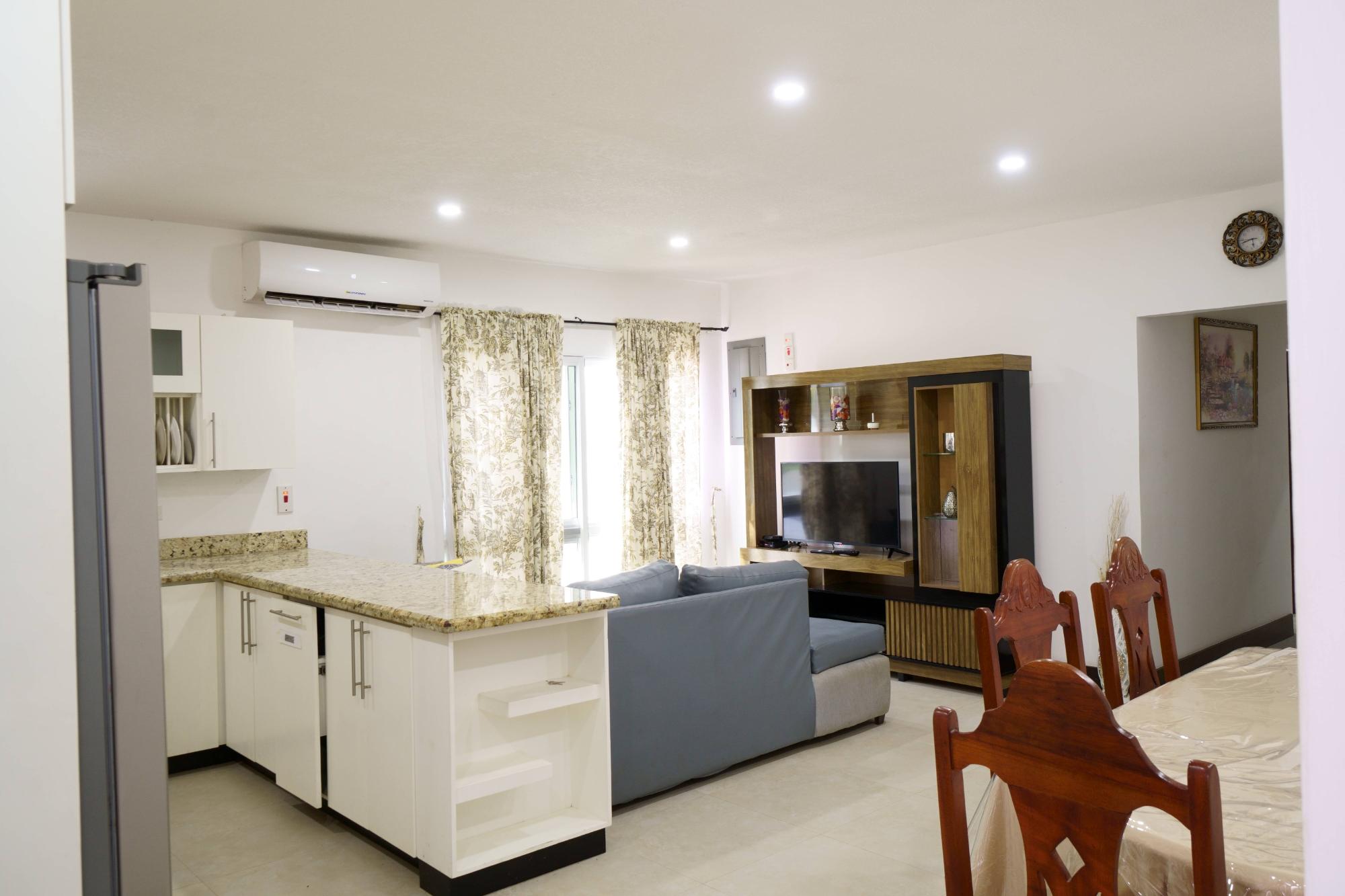 Apartment For Rent: CARDIFF HALL, THE PALAZZO, Runaway Bay | $1,500 photo 15
