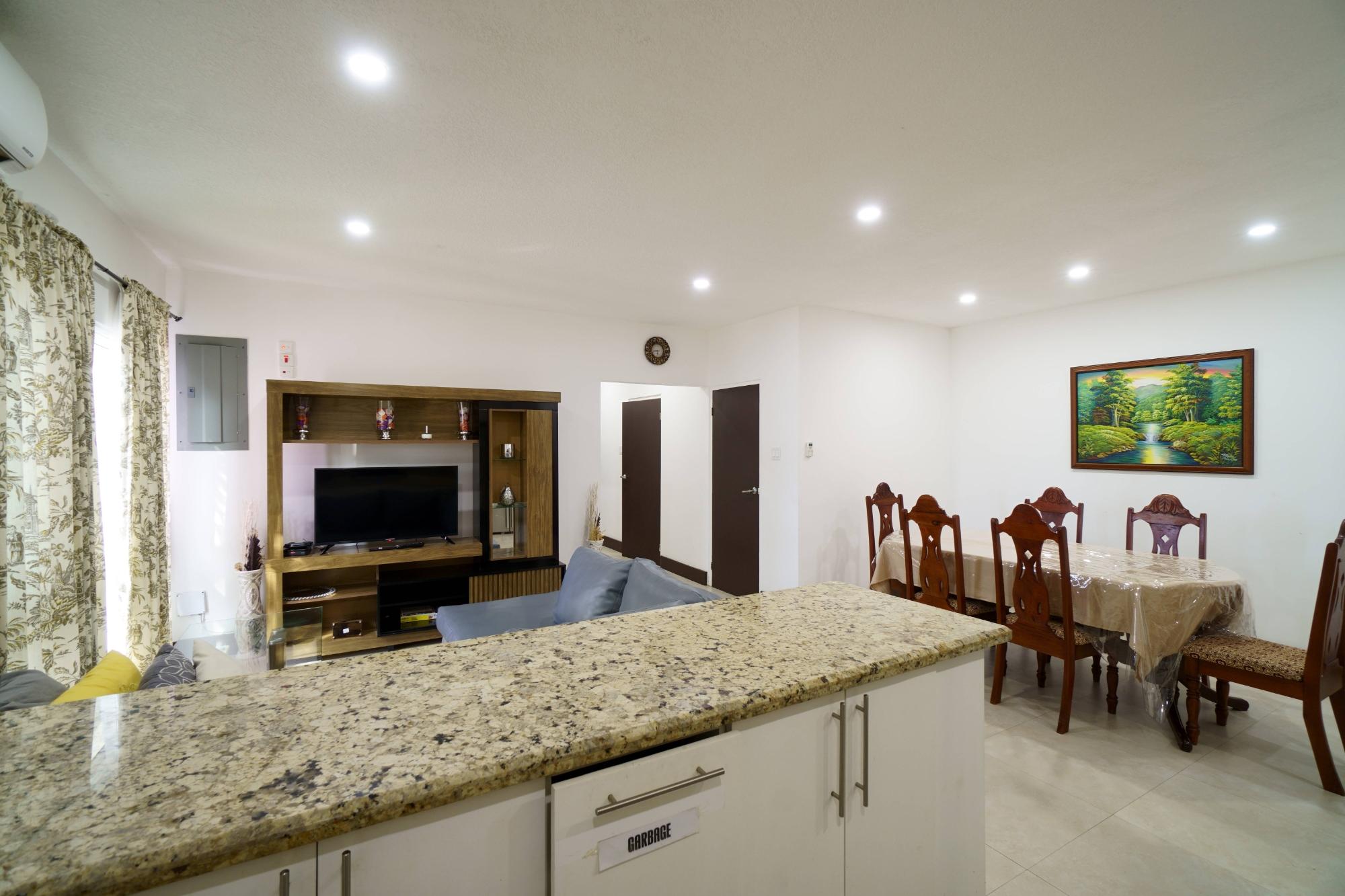 Apartment For Rent: CARDIFF HALL, THE PALAZZO, Runaway Bay | $1,500 photo 19