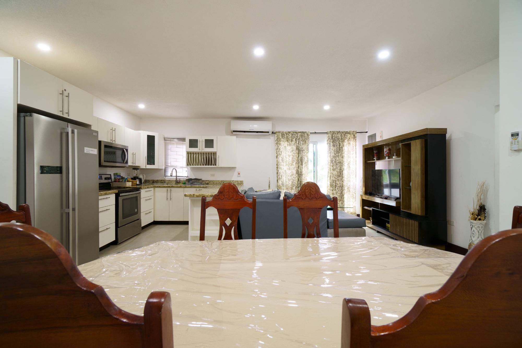 Apartment For Rent: CARDIFF HALL, THE PALAZZO, Runaway Bay | $1,500 photo 20