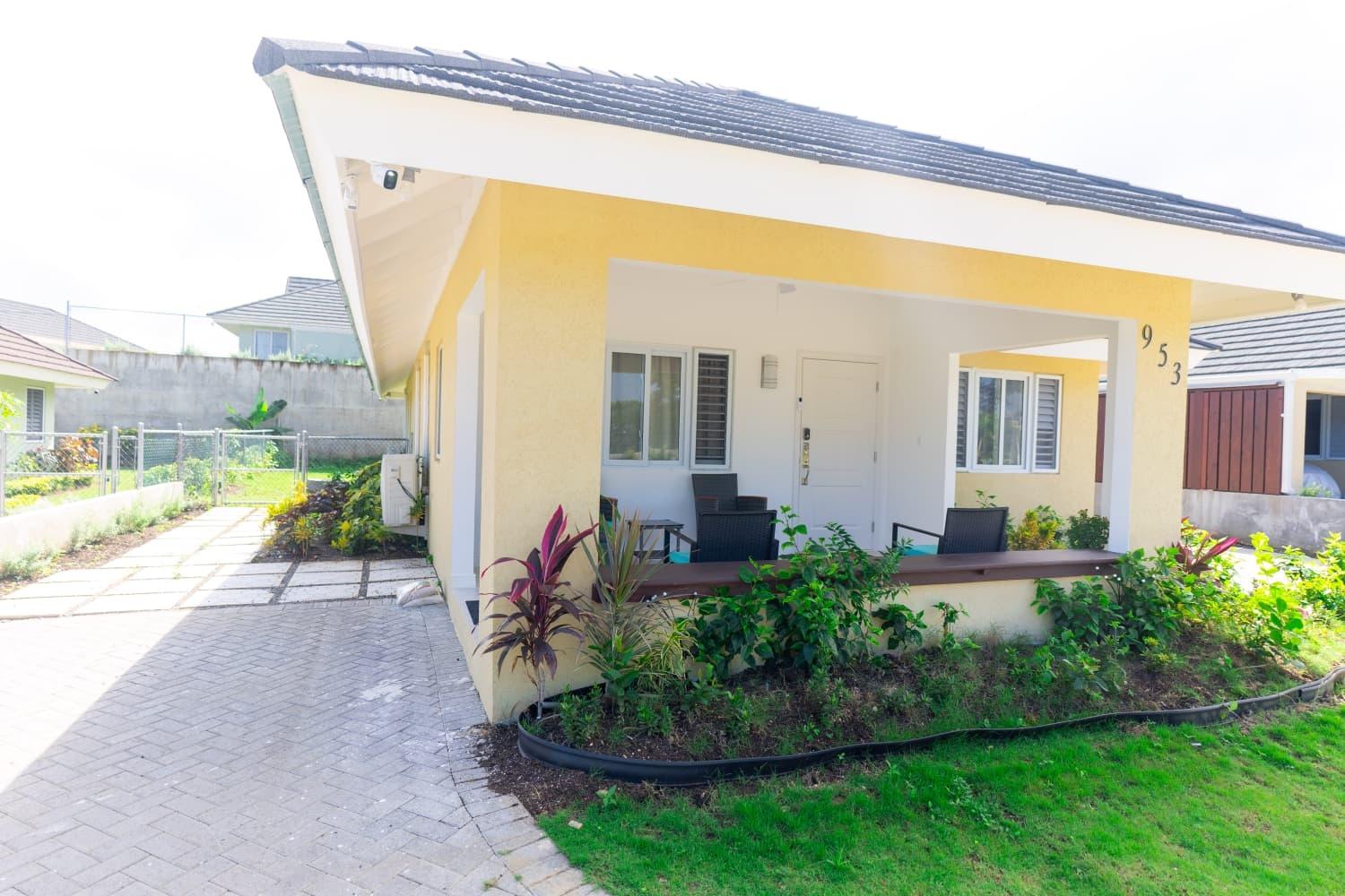 House For Rent: CALLALLO AVENUE, THE CRES, Richmond | $2,000 photo 2