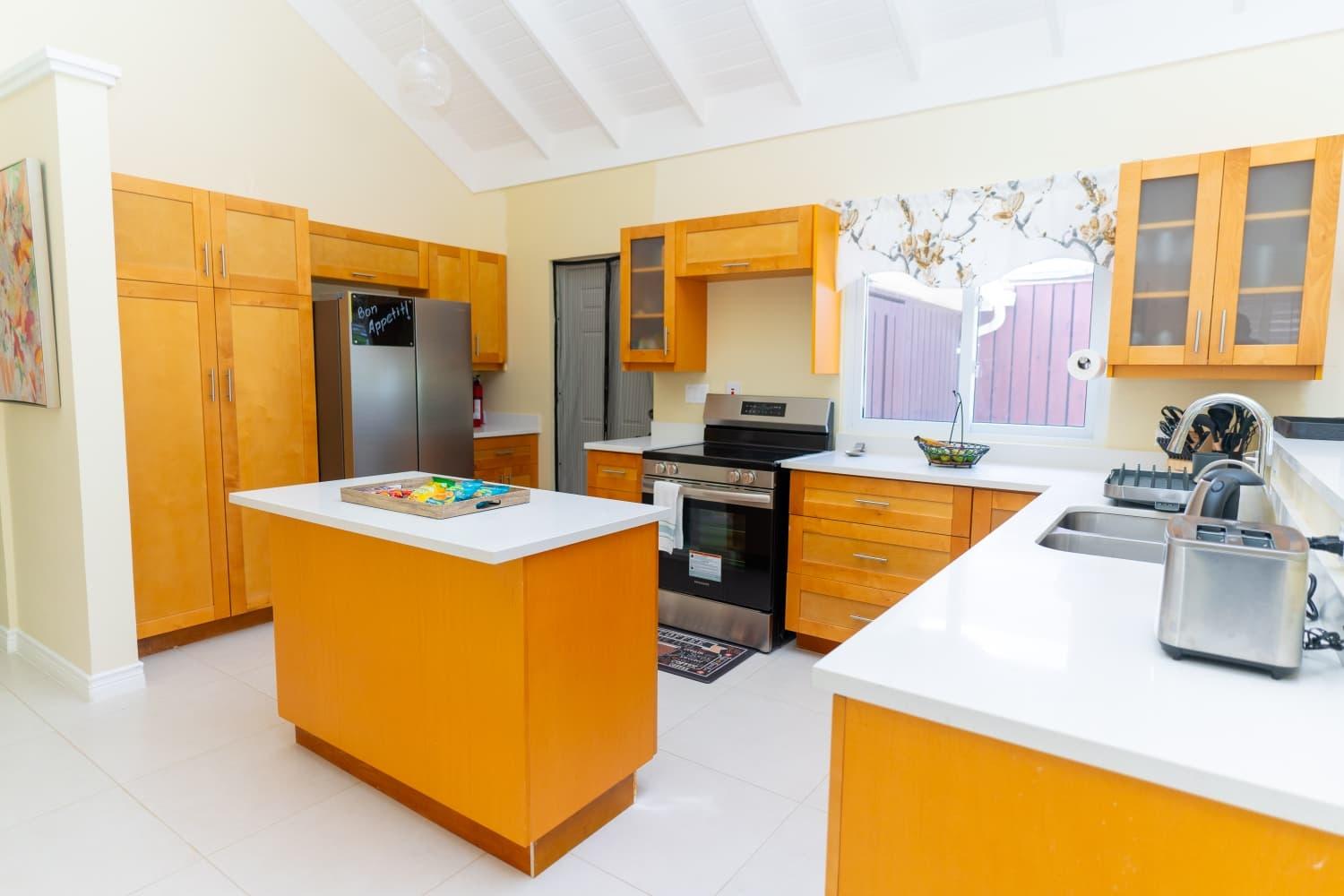 House For Rent: CALLALLO AVENUE, THE CRES, Richmond | $2,000 photo 5