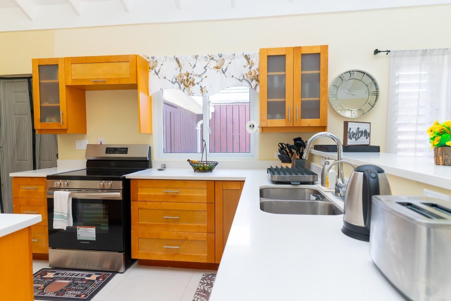 House For Rent: CALLALLO AVENUE, THE CRES, Richmond | $2,000 photo 7