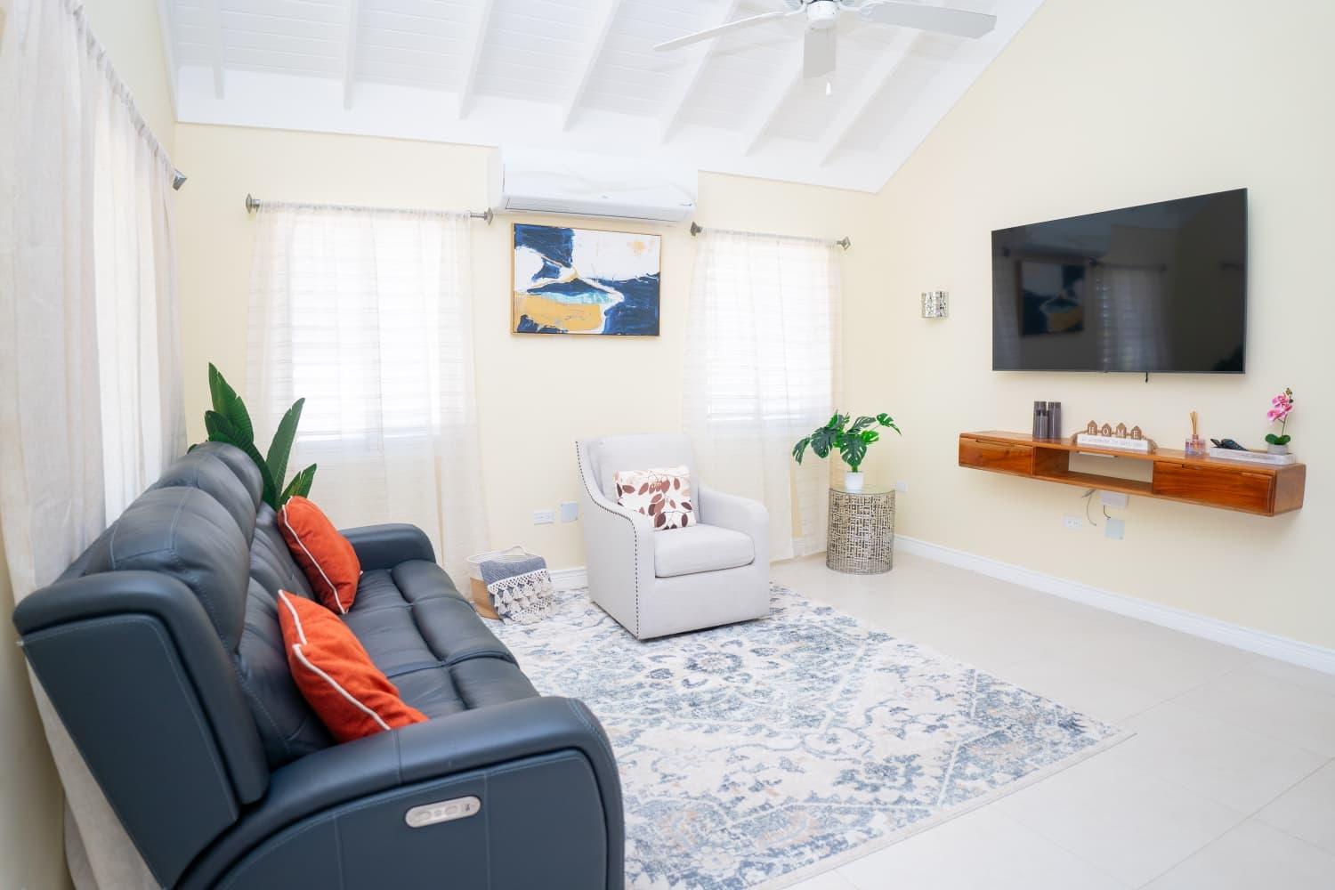 House For Rent: CALLALLO AVENUE, THE CRES, Richmond | $2,000 photo 9
