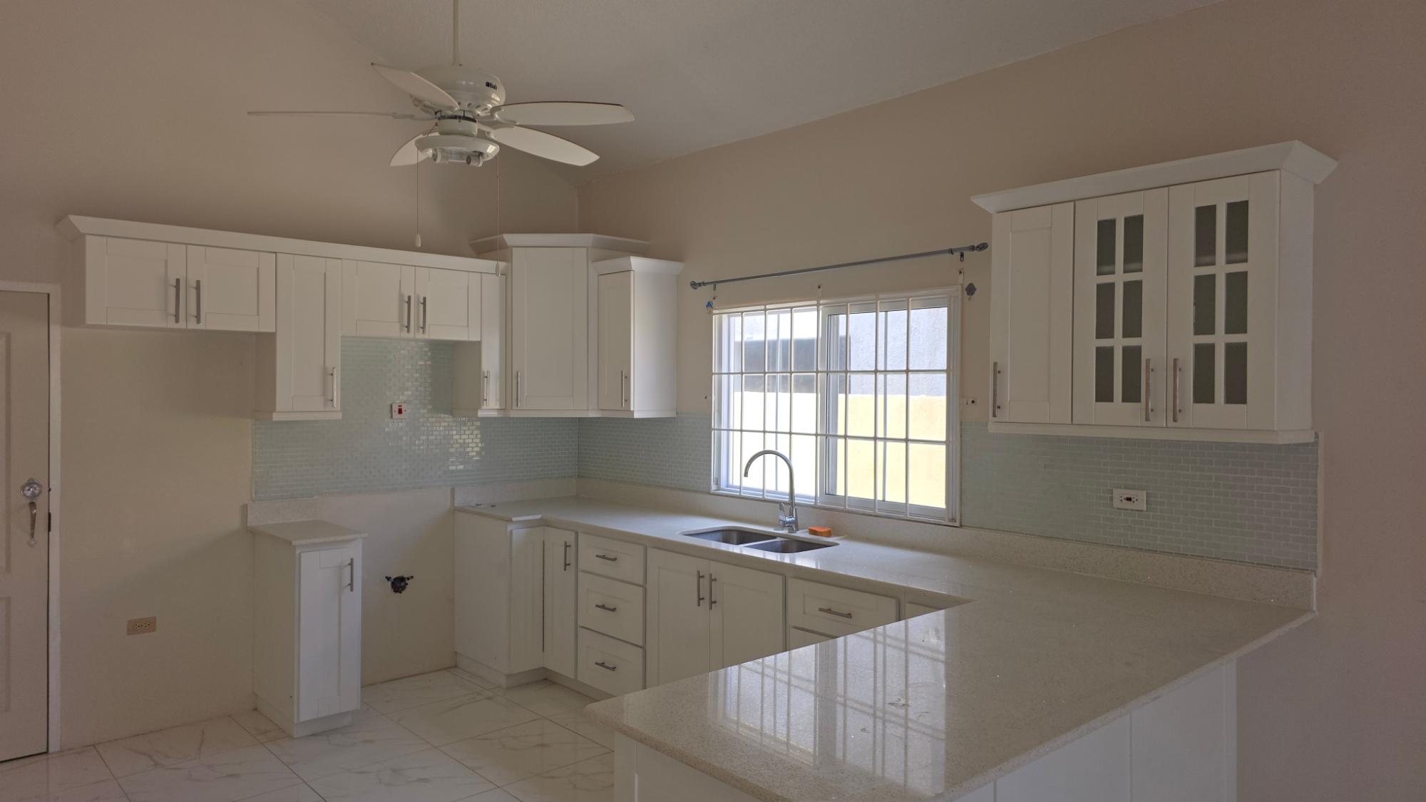 House For Rent: TRIVION RING, CAYMANAS ES, Caymanas Estates | $170,000 photo 15