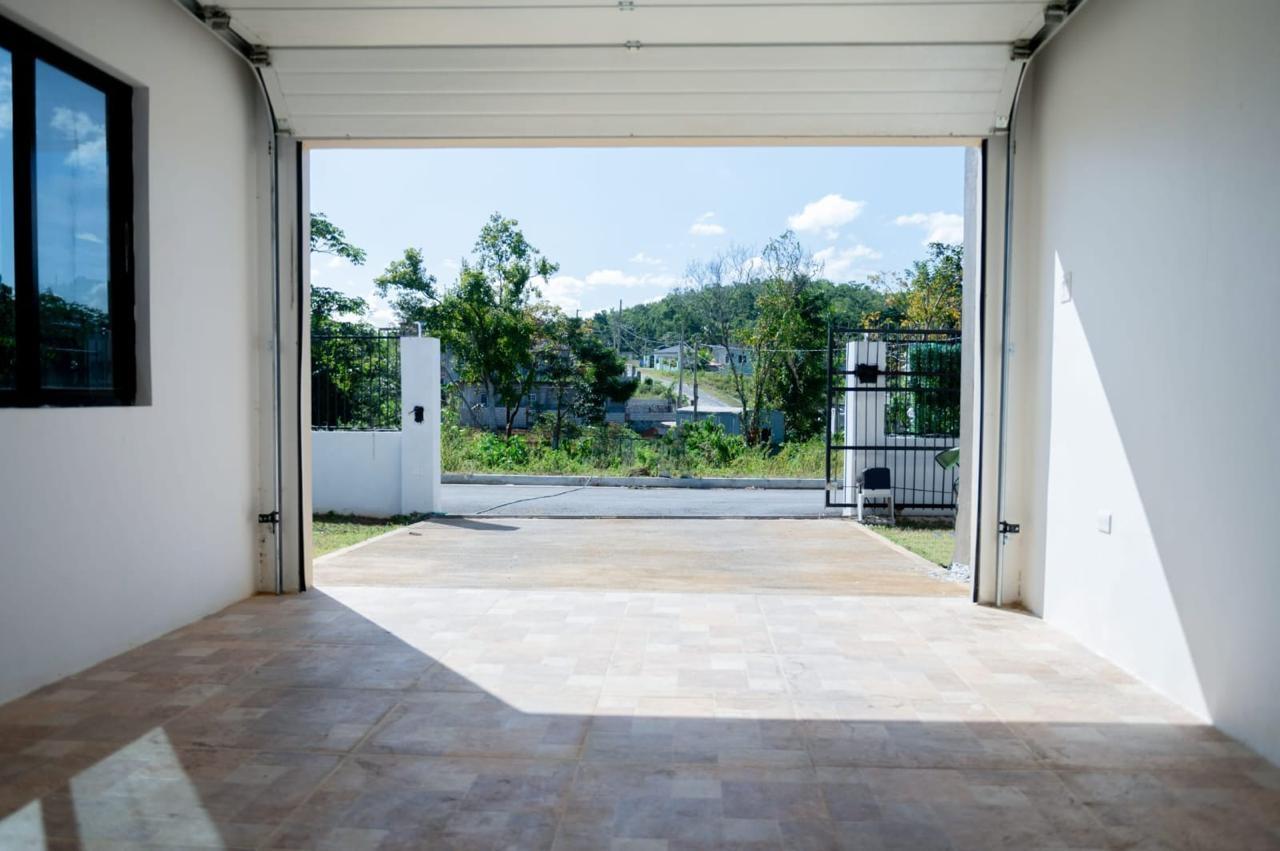 House For Sale: MIRAVAL ESTATE, BYBROOK, Santa Cruz | $33,000,000 photo 11