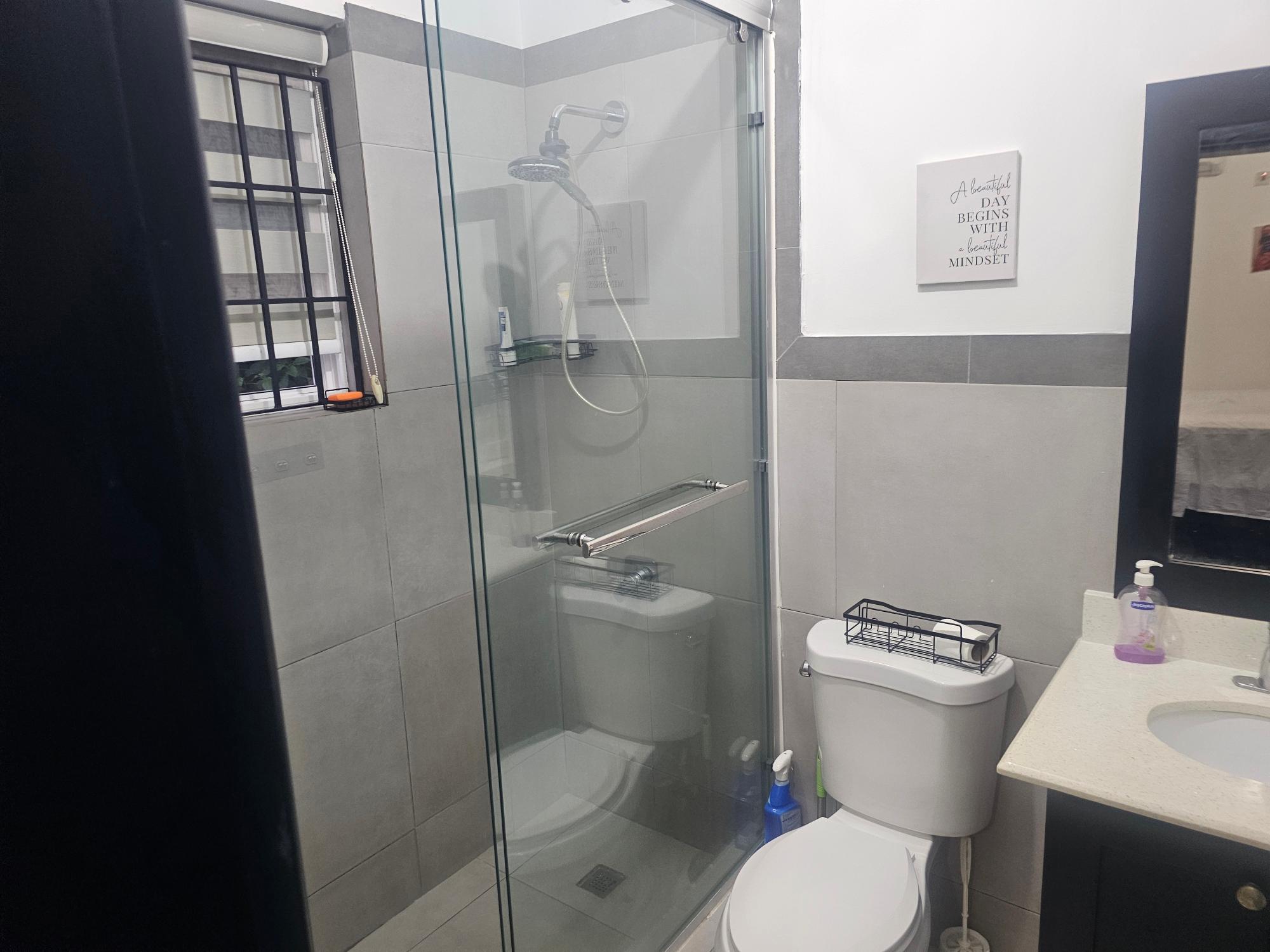 Apartment For Rent: DEGENHART CLOSE, Kingston 6 | $1,000 photo 8