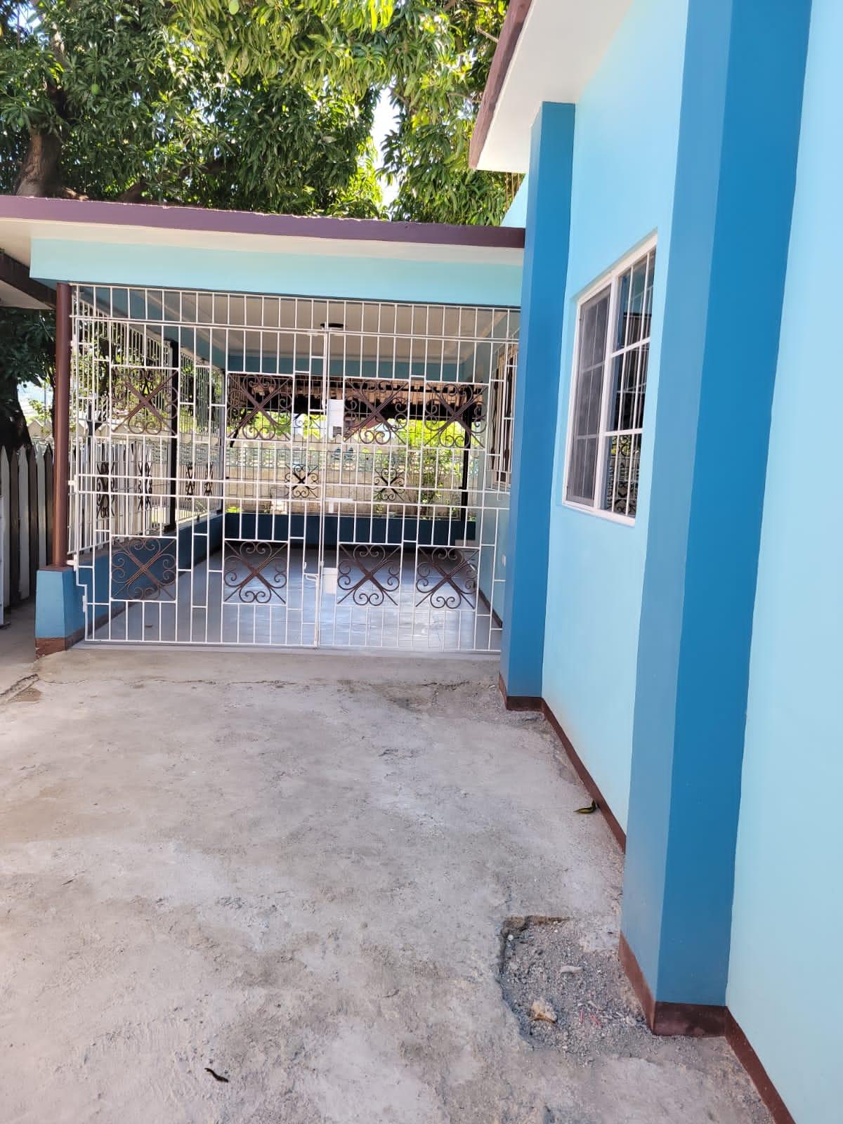 House For Rent: RUDOLPH BURKE AVE, Kingston 20 | $170,000 photo 3