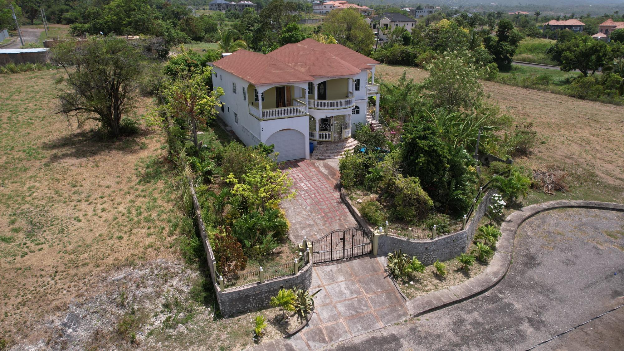 House For Sale: PLANTATION VILLAGE, Plantation Village | $580,000