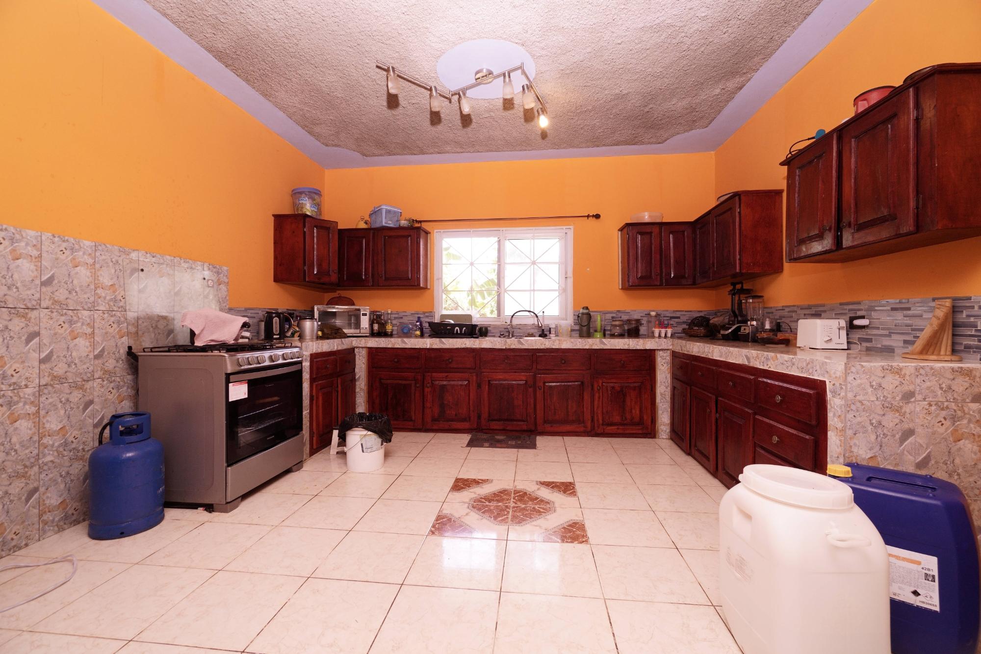 House For Sale: PLANTATION VILLAGE, Plantation Village | $580,000 photo 16