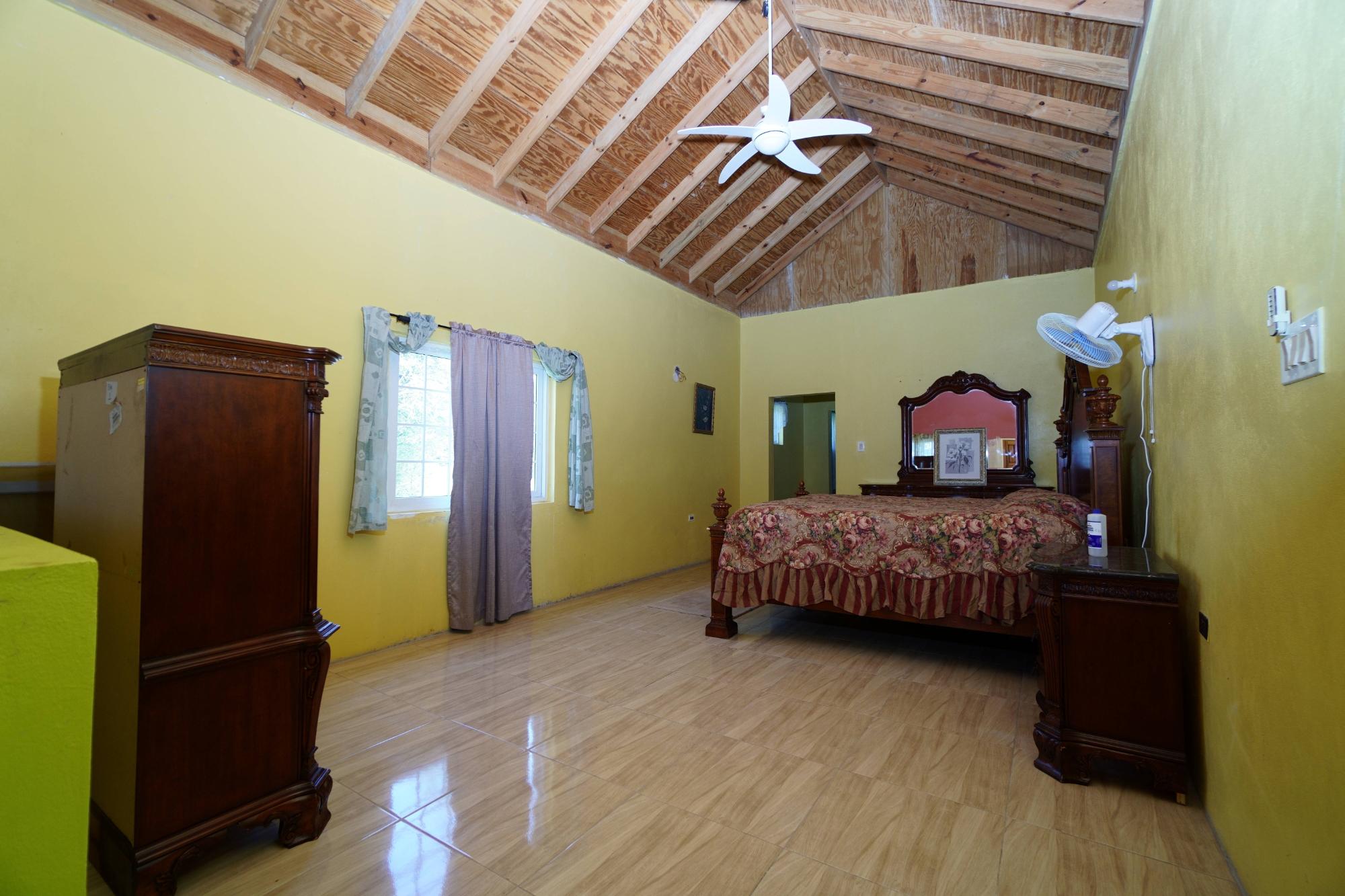 House For Sale: PLANTATION VILLAGE, Plantation Village | $580,000 photo 22