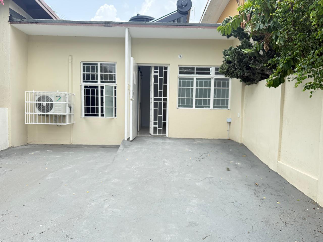 House For Rent: TRENTON AVENUE KINGSTON 8, Kingston 8 | $120,000