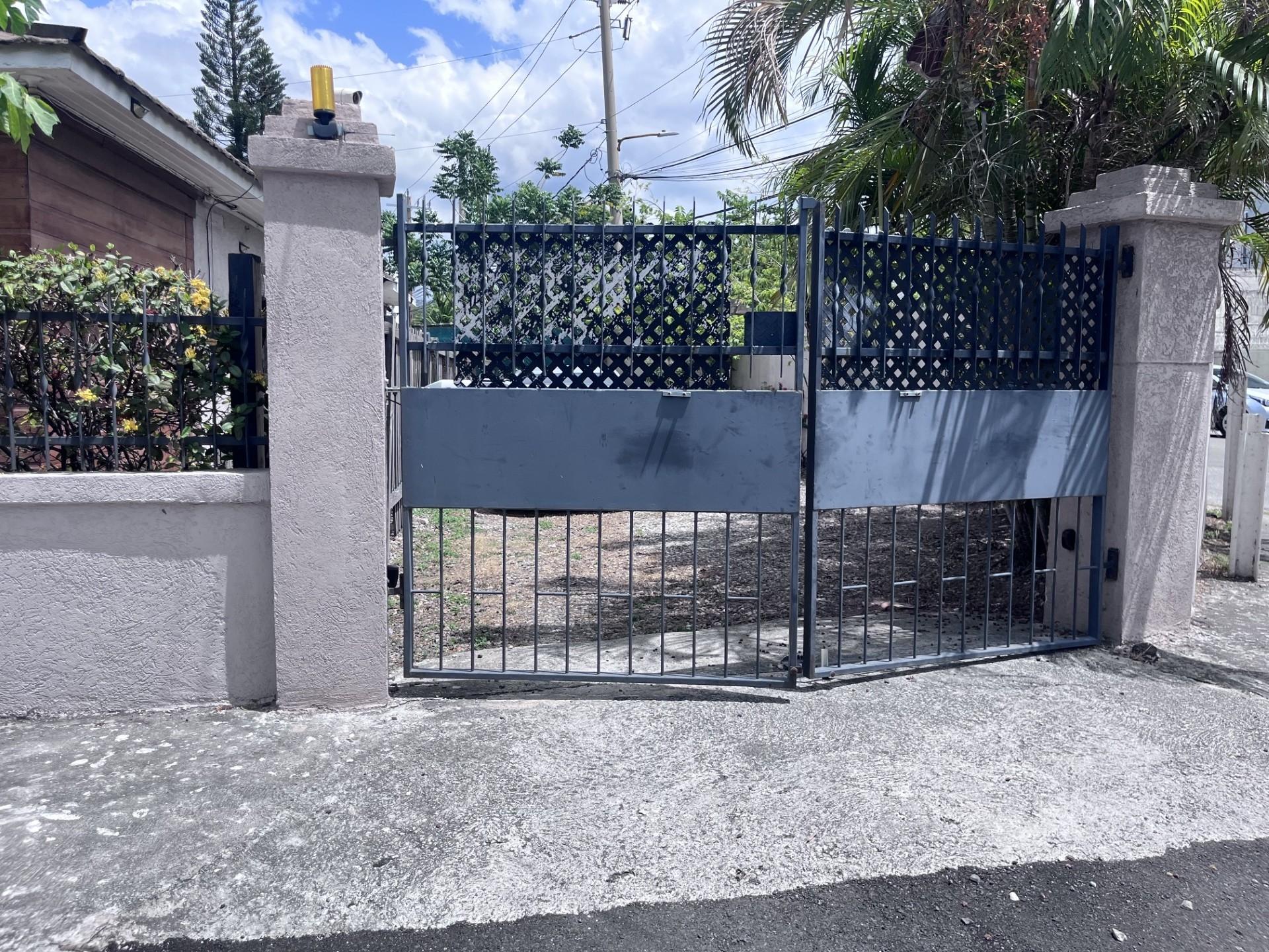 Apartment For Rent: UPPER WATERLOO ROAD, Constant Spring P.O. | $90,000 photo 8