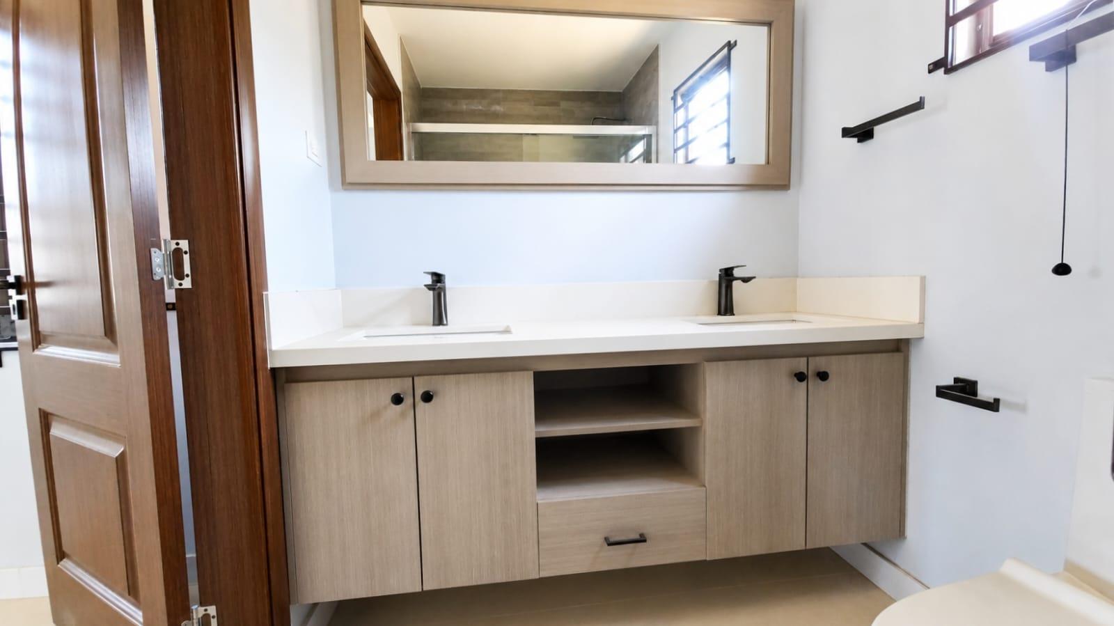 House For Rent: OAK ESTATE PHASE 2, Bushy Park | $220,000 photo 8