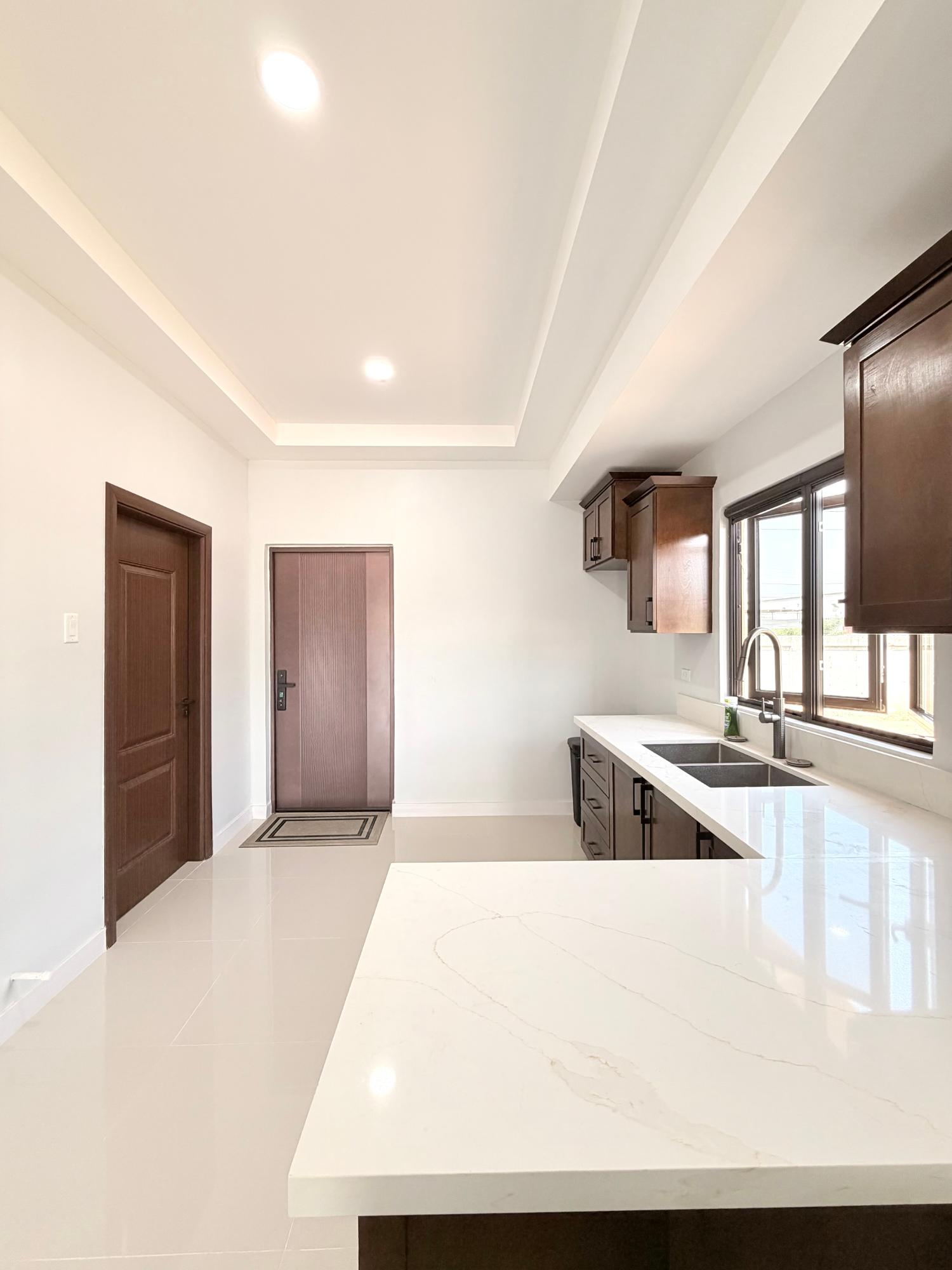 House For Rent: OAK ESTATE, Greater Portmore | $220,000 photo 6