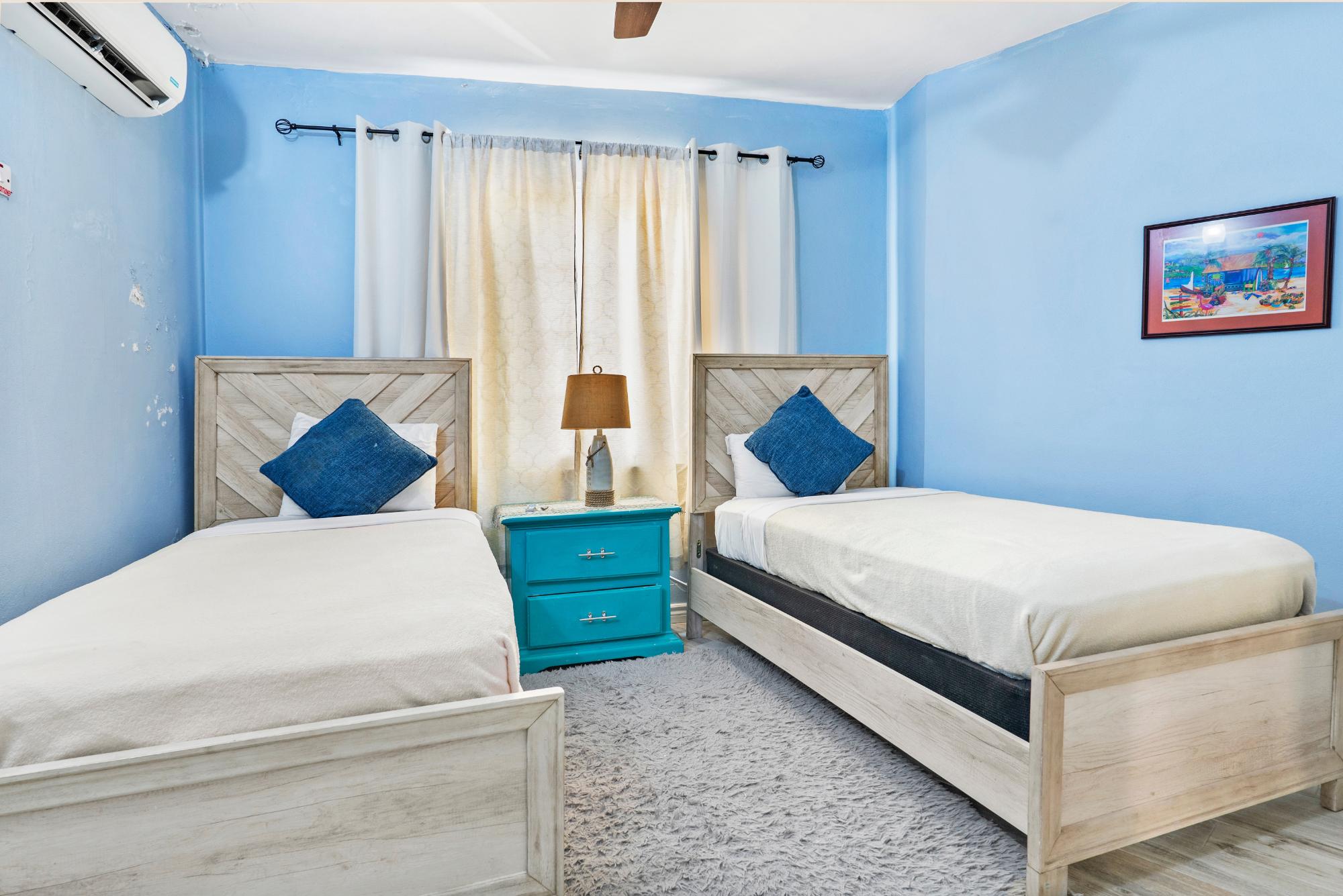 Apartment For Sale: CHRISANNS BEACH RESORT, Tower Isle | $375,000 photo 9