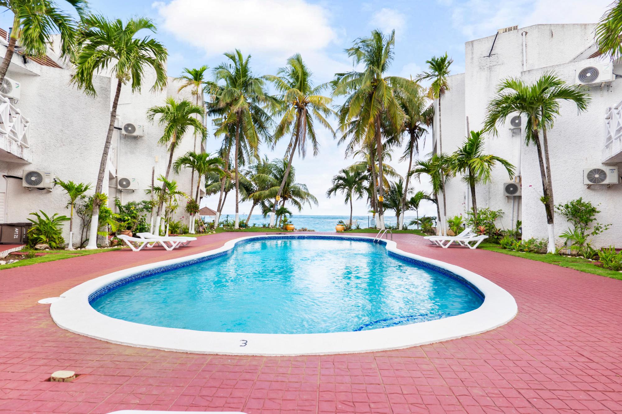 Apartment For Sale: CHRISANNS BEACH RESORT, Tower Isle | $375,000 photo 13