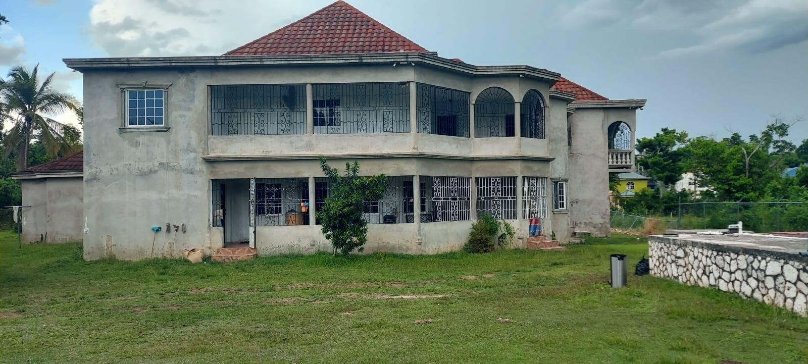 House For Sale: BYBROOK, ST ELIZABETH, Santa Cruz | $93,000,000 photo 3