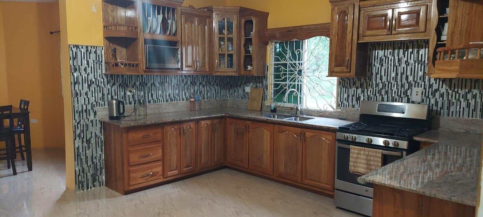 House For Sale: BYBROOK, ST ELIZABETH, Santa Cruz | $93,000,000 photo 8