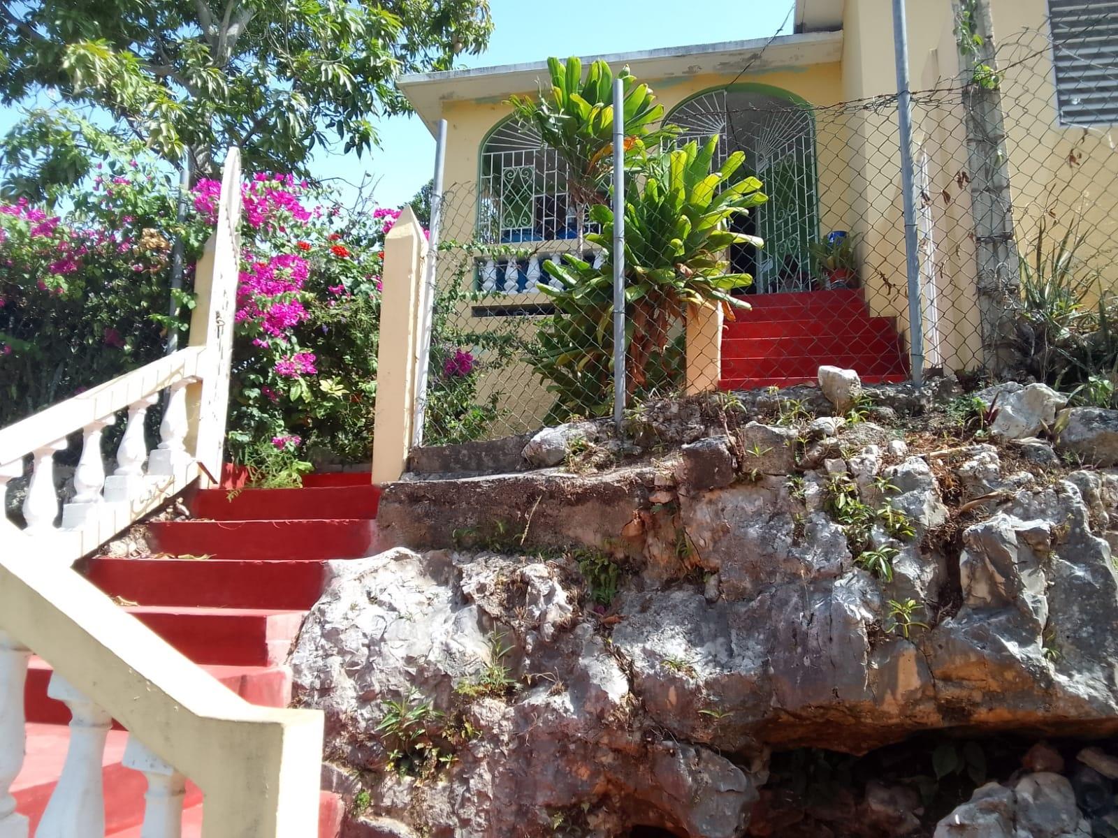 House For Sale: NORWOOD PEN, Montego Bay | $16,500,000 photo 2