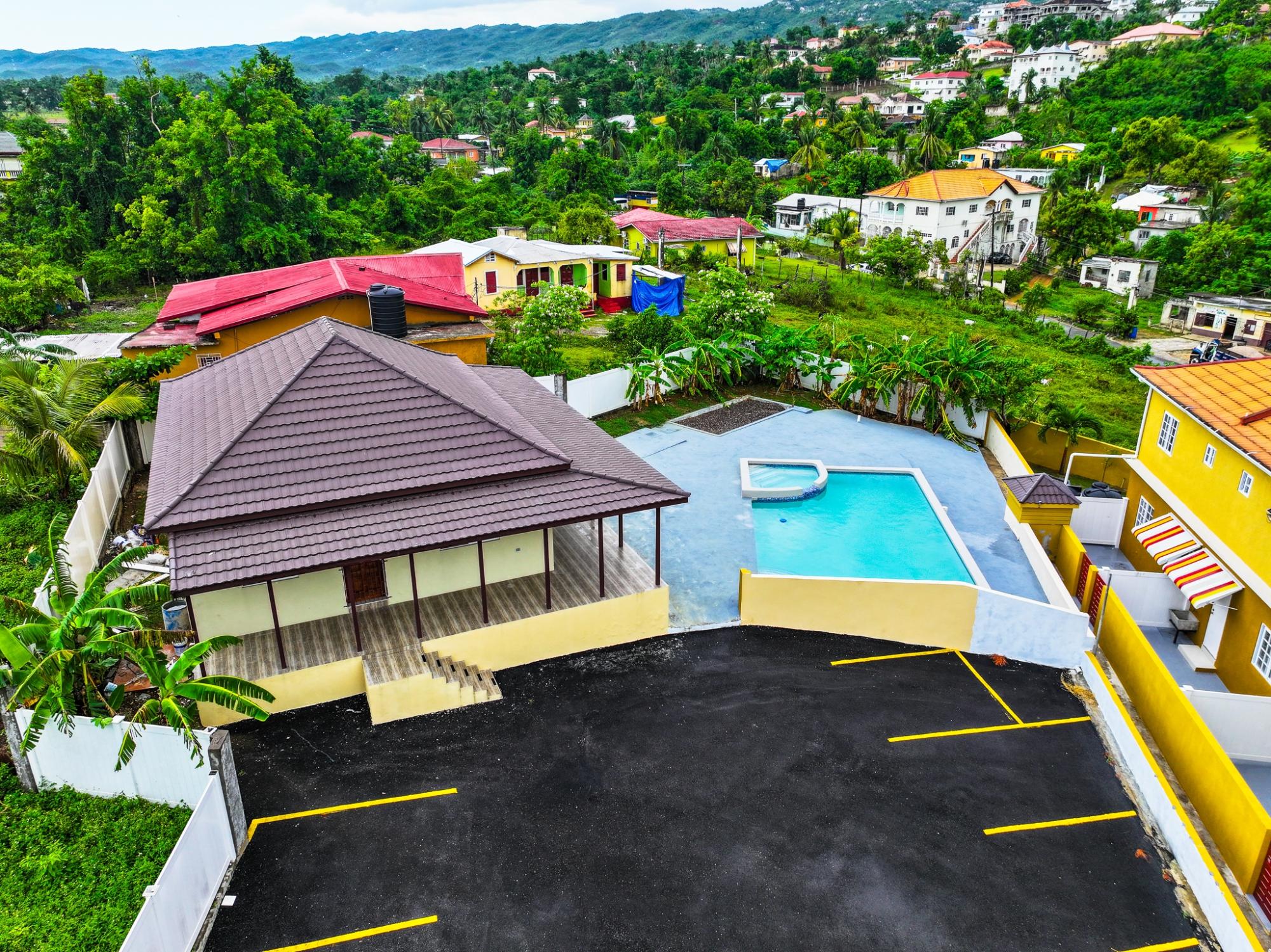 Townhouse For Rent: RETIREMENT ROAD, Burnt Ground | $2,000