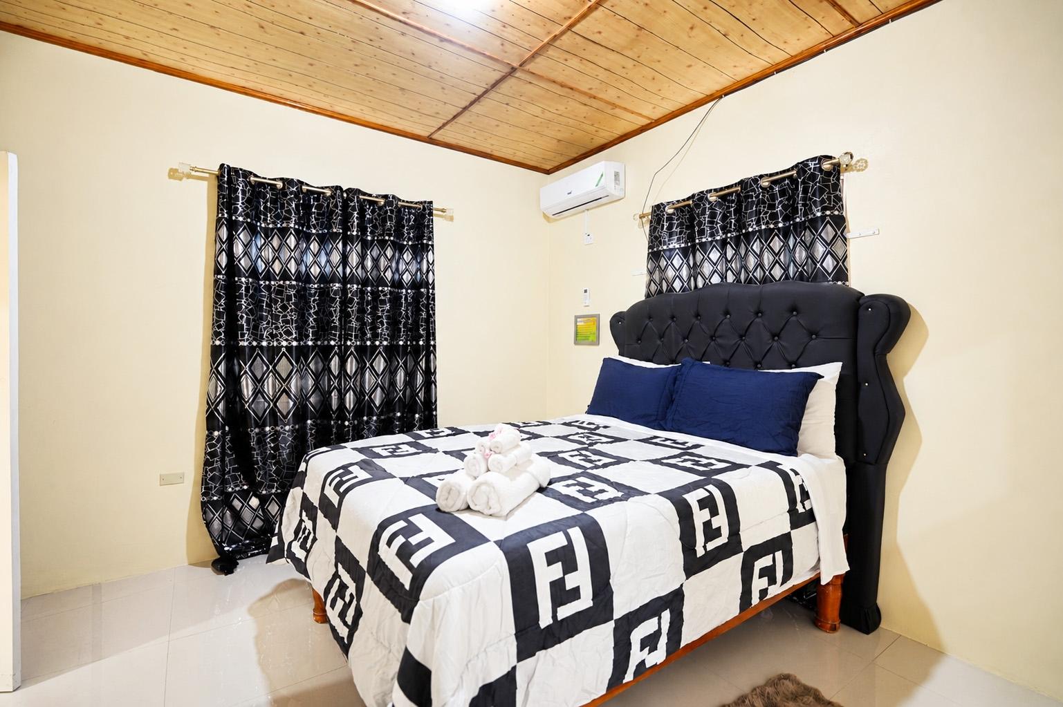 Townhouse For Rent: RETIREMENT ROAD, Burnt Ground | $2,000 photo 8