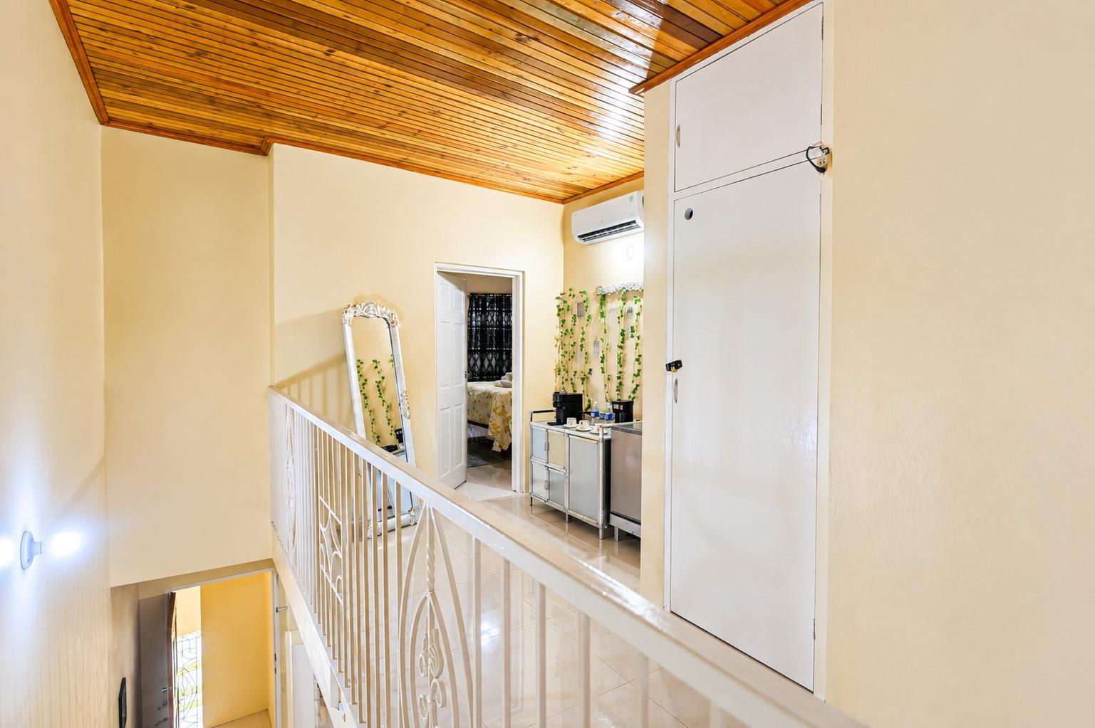Townhouse For Rent: RETIREMENT ROAD, Burnt Ground | $2,000 photo 9