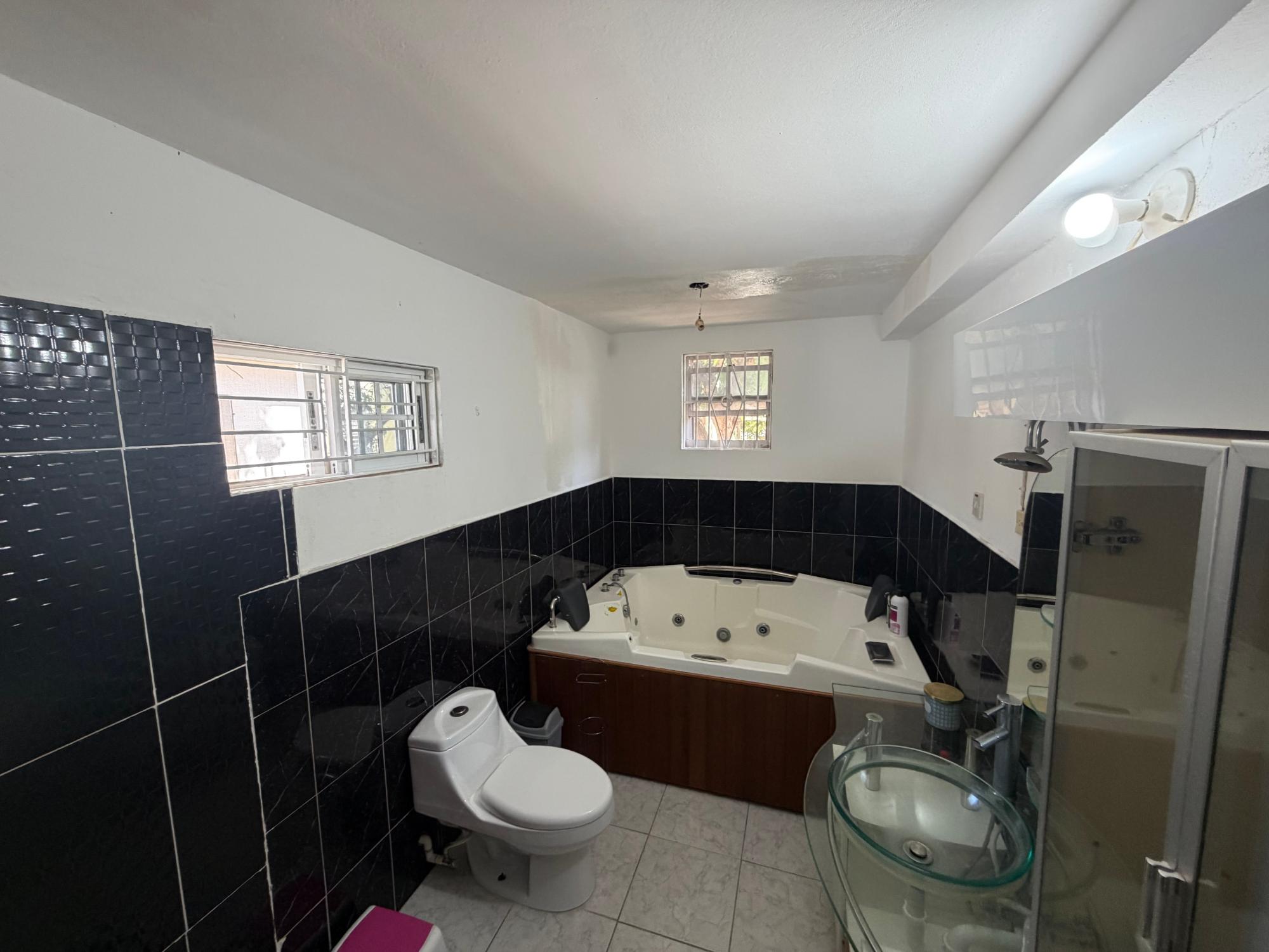 House For Sale: ANNIE BONNIE WAY, Hellshire Heights | $32,000,000 photo 20