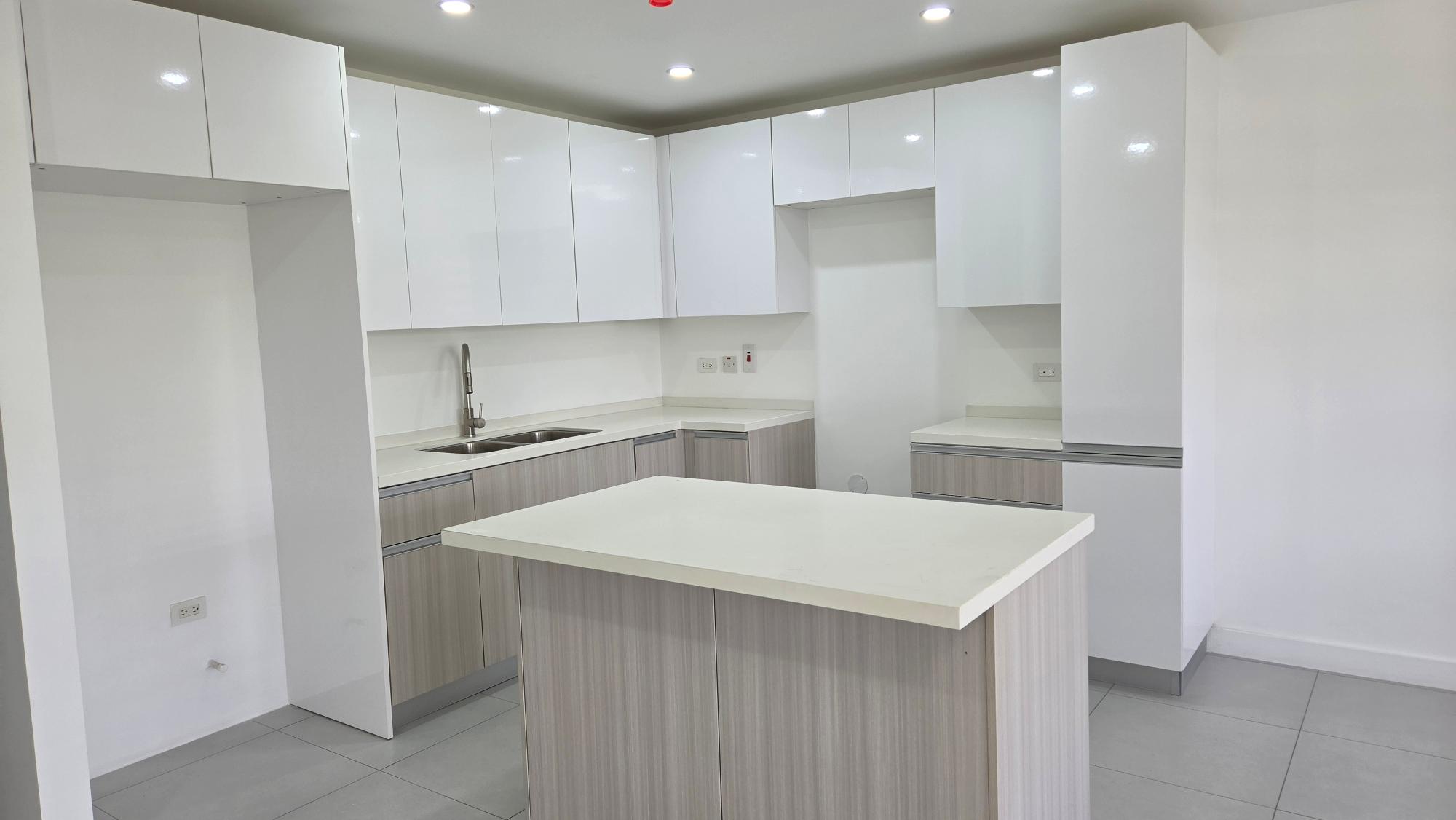 Apartment For Rent: 2 1/2 GRAHAM HEIGHTS, Kingston 6 | $1,500 photo 6