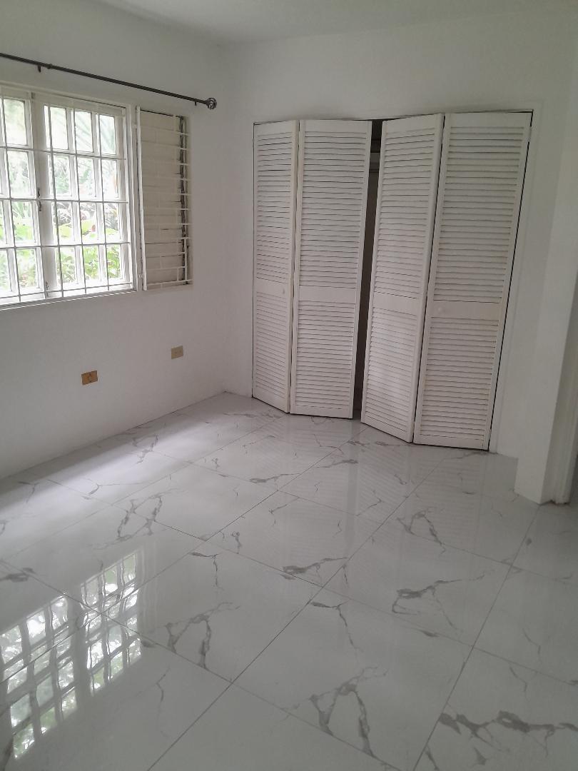 Apartment For Rent: SEAVIEW AVE, KINGSTON 6, Kingston 6 | $145,000 photo 6