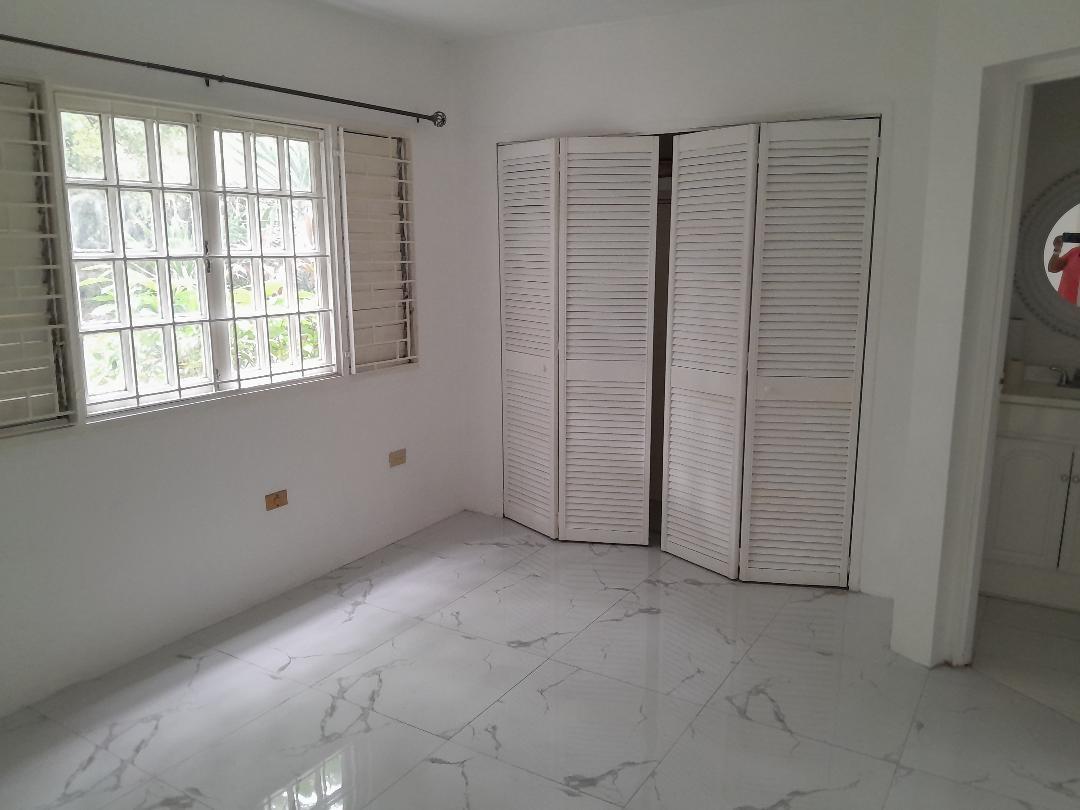 Apartment For Rent: SEAVIEW AVE, KINGSTON 6, Kingston 6 | $145,000 photo 7