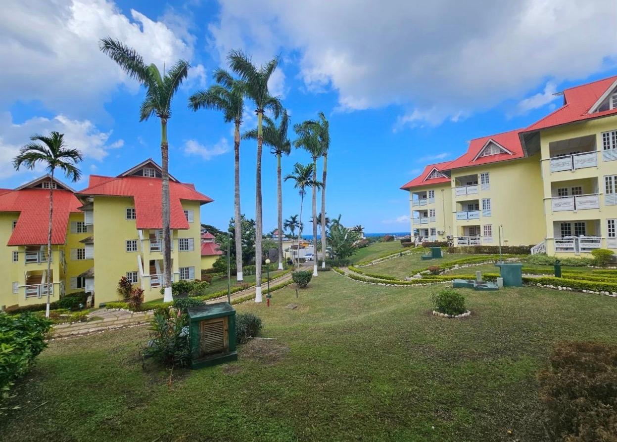 Apartment For Sale: DACOSTA DRIVE, OCHO RIOS, Ocho Rios | $300,000