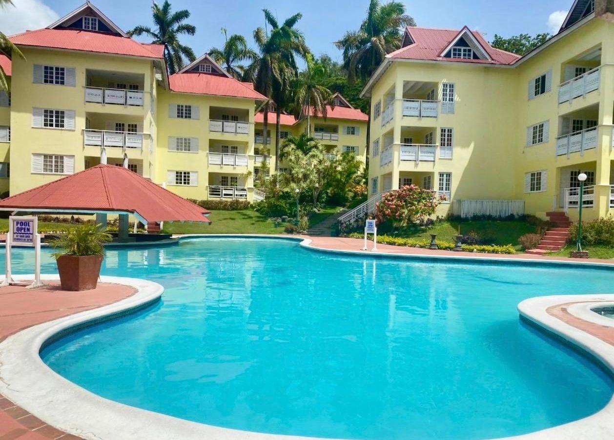 Apartment For Sale: DACOSTA DRIVE, OCHO RIOS, Ocho Rios | $300,000 photo 2