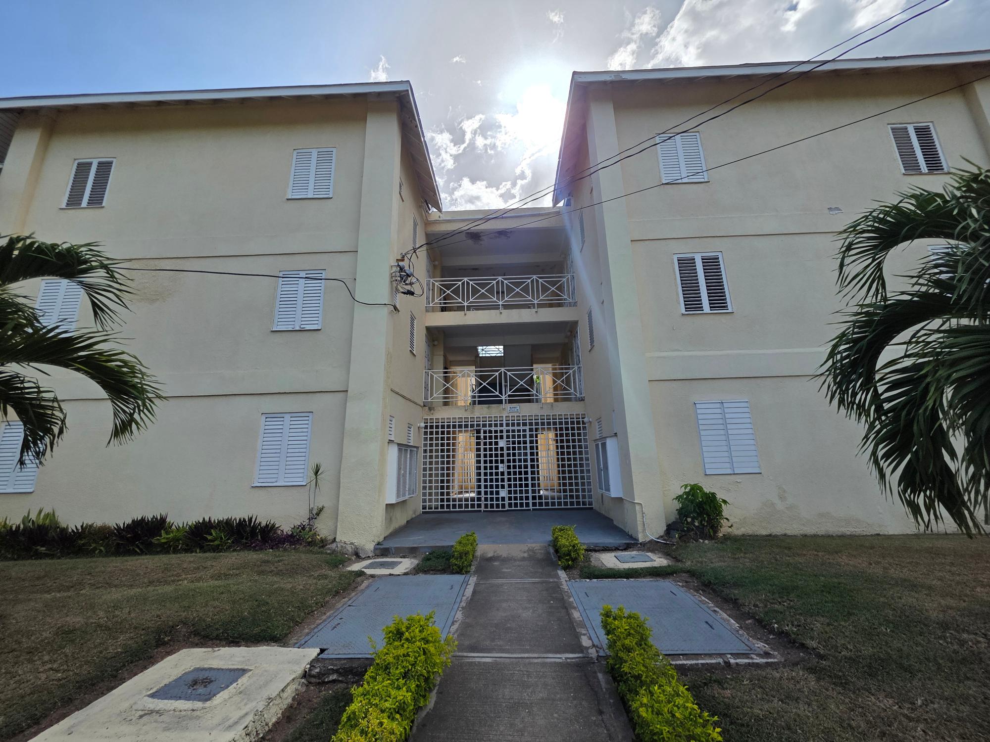 Apartment For Rent: MERRIVALE CLOSE, Kingston 10 | $95,000