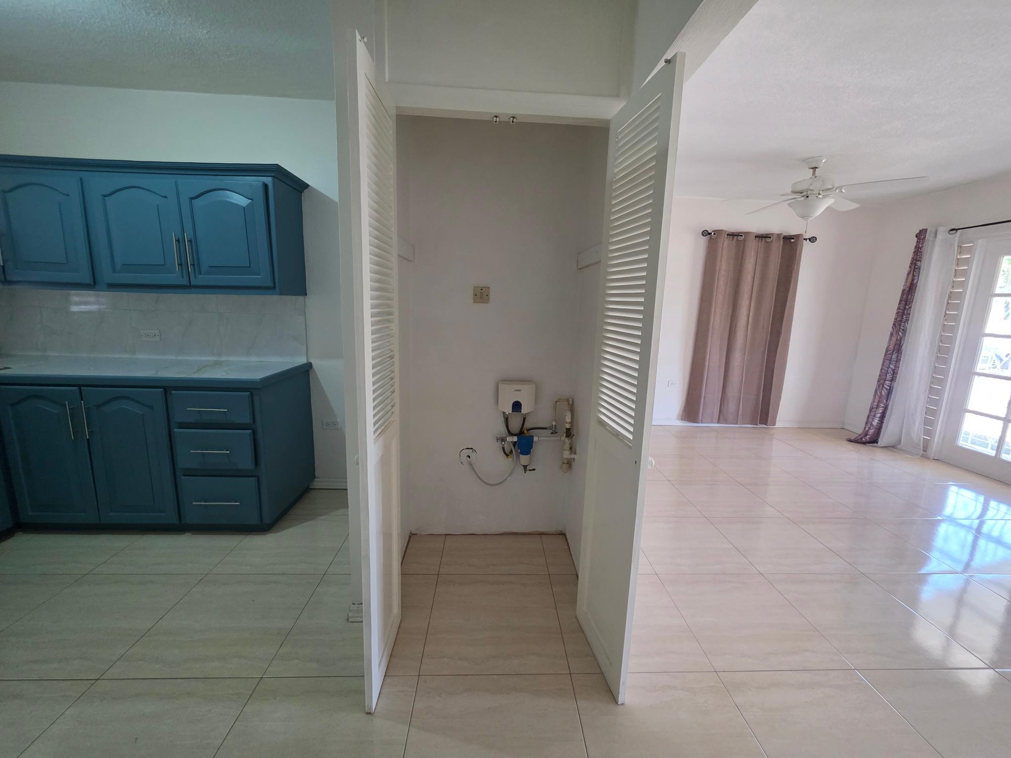 Apartment For Rent: MERRIVALE CLOSE, Kingston 10 | $95,000 photo 5
