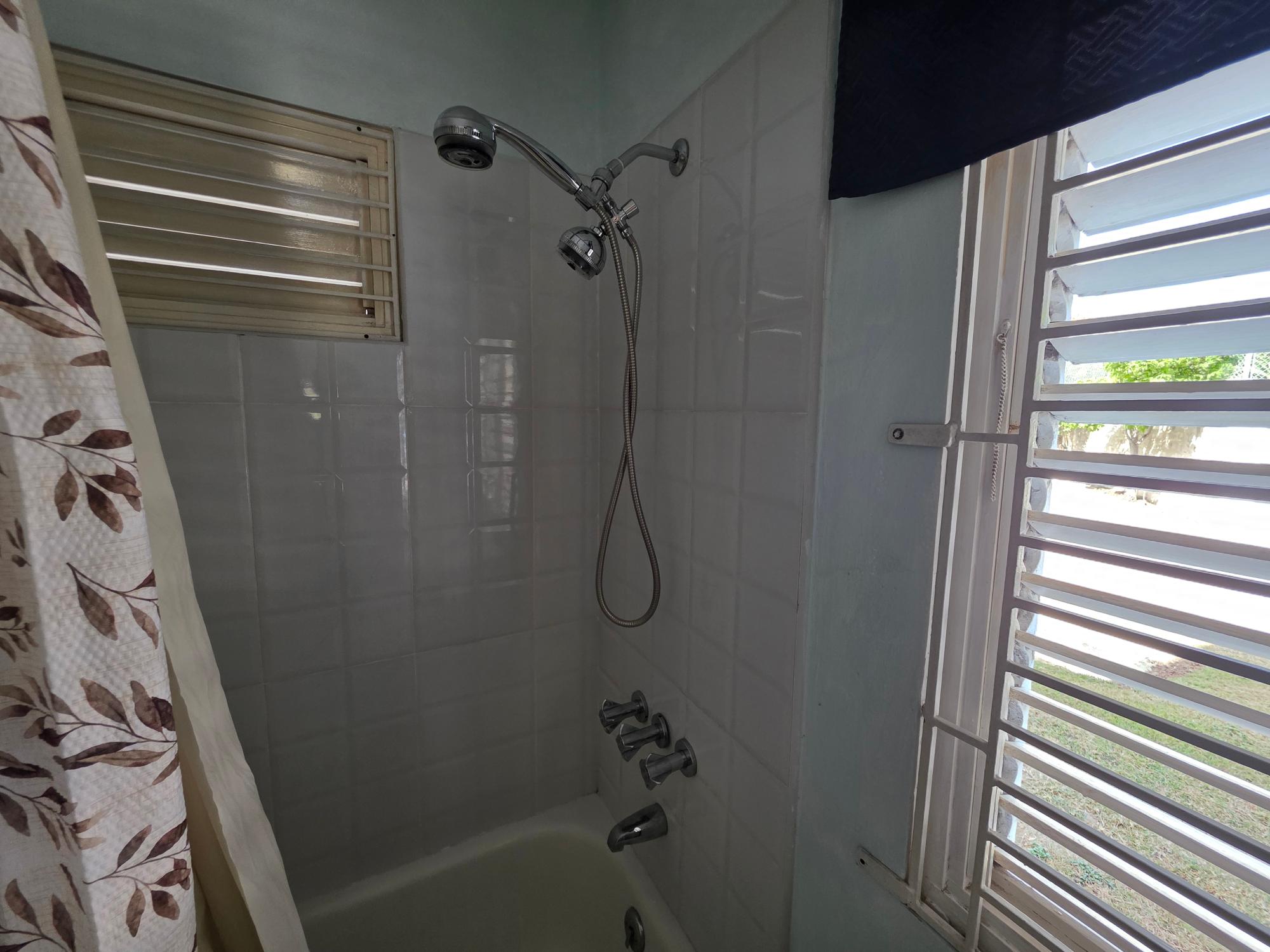 Apartment For Rent: MERRIVALE CLOSE, Kingston 10 | $95,000 photo 12