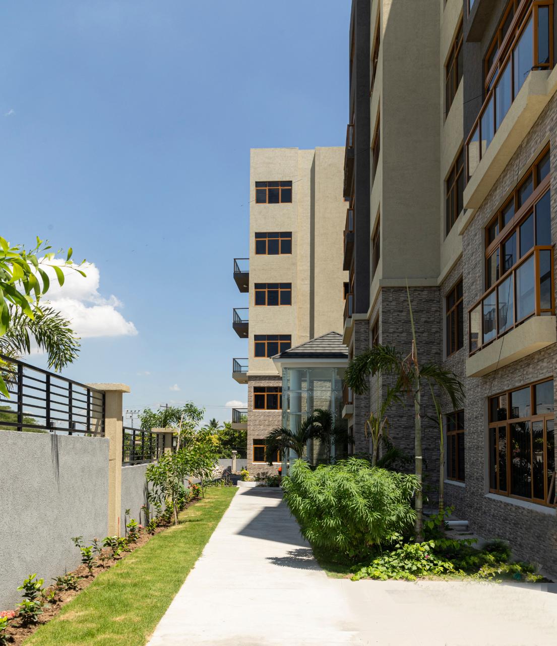 Apartment For Rent: 30 WELLINGTON DRIVE, Kingston 6 | $2,500 photo 20