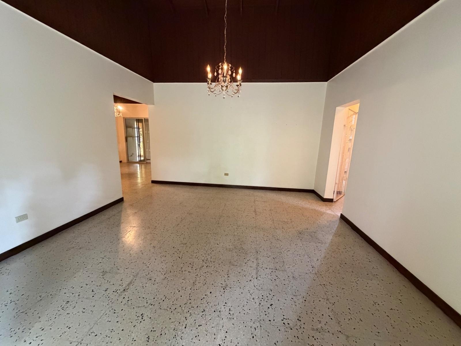 House For Sale: NORWAY TERRACE, Kingston 8 | $87,500,000 photo 12
