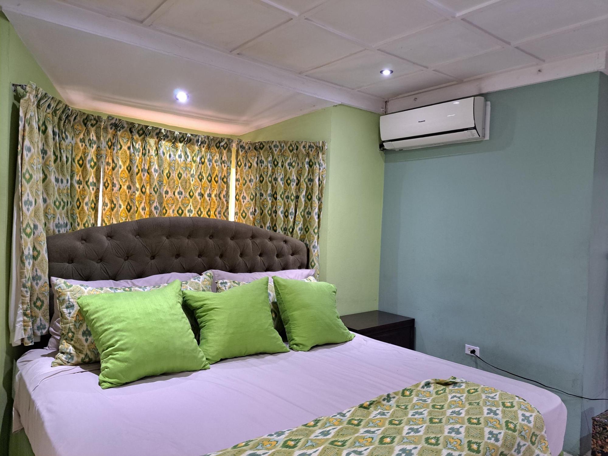 Apartment For Rent: KINGSWAY AVE, Kingston 10 | $260,000 photo 3