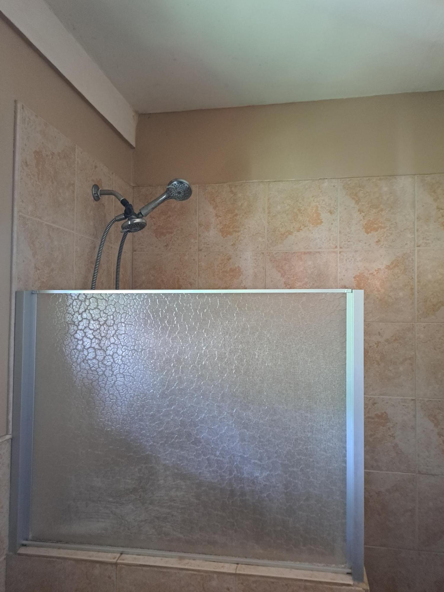 Apartment For Rent: KINGSWAY AVE, Kingston 10 | $260,000 photo 6