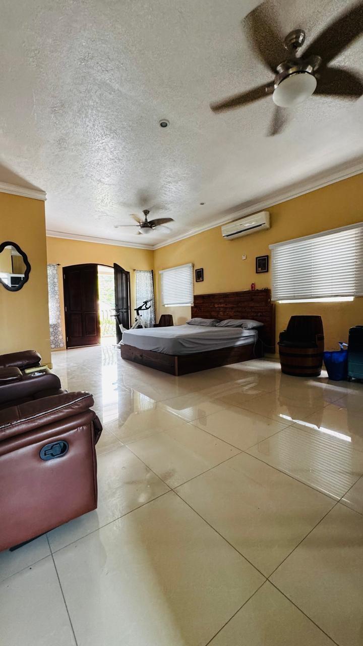 House For Sale: ARNOLD PALMER LOOP, Caymanas Estates | $69,000,000 photo 8