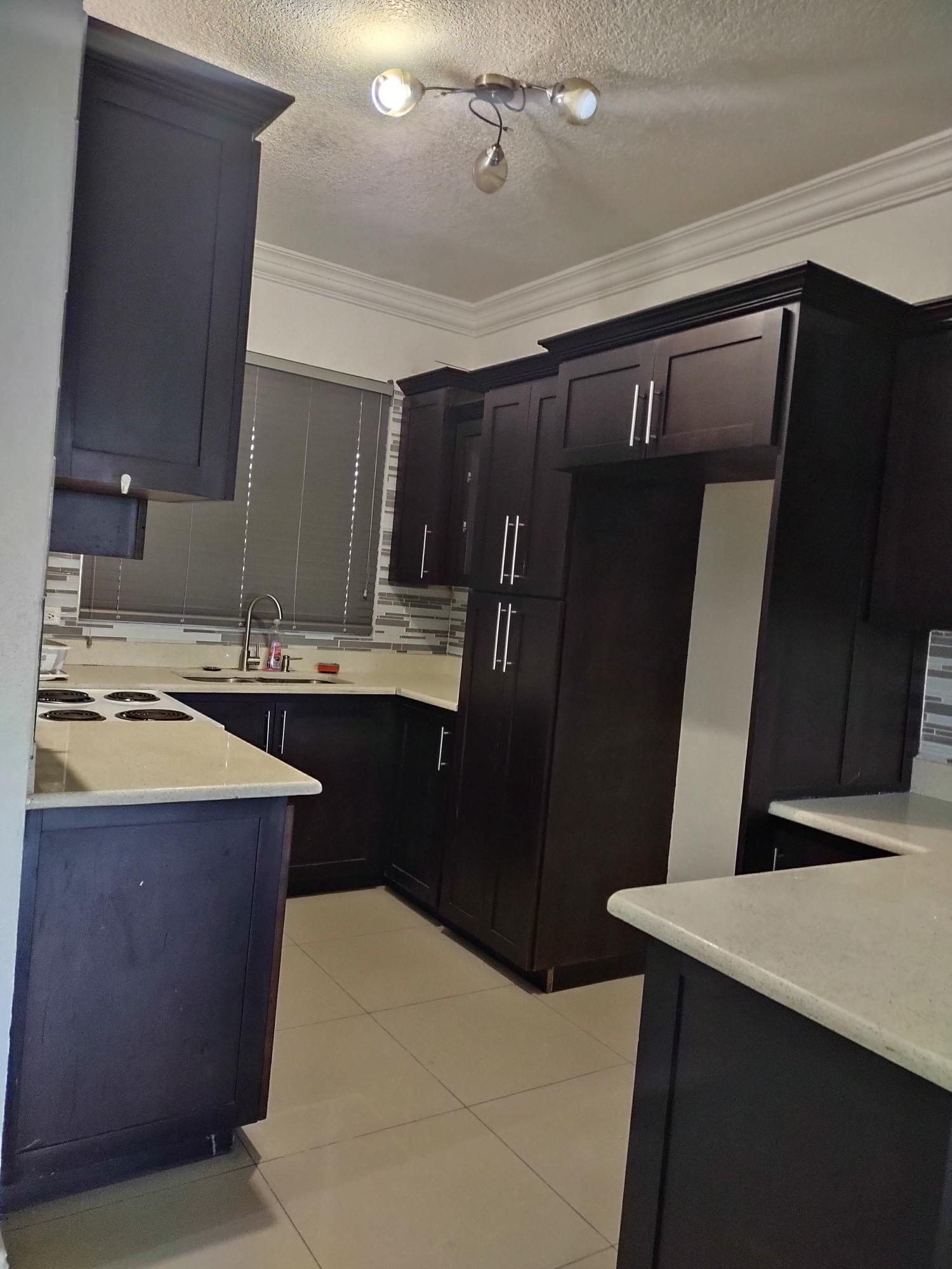 Apartment For Sale: BERESFORD CRESCENT, KGN 8, Kingston 8 | $39,000,000 photo 4