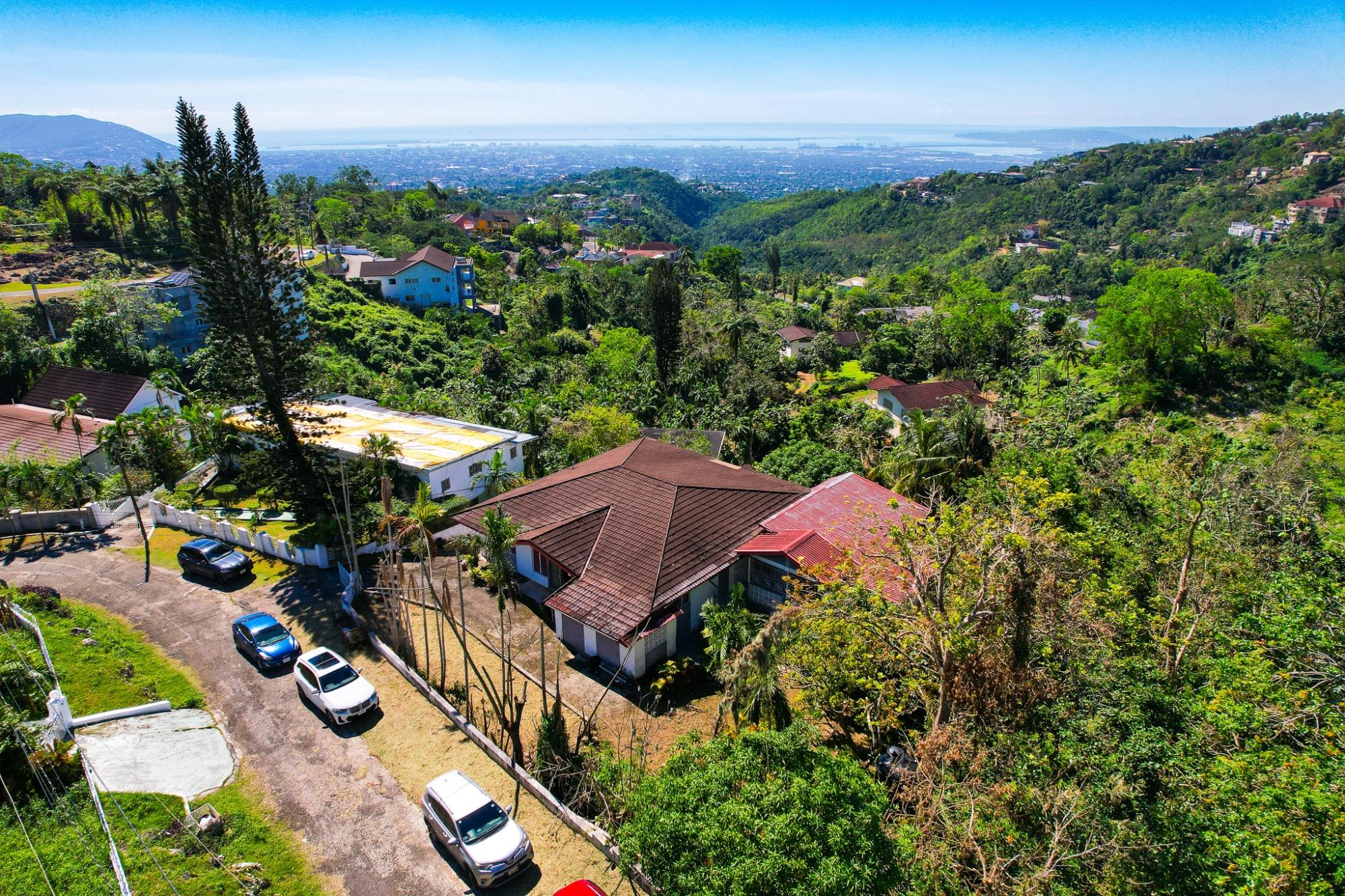House For Sale: FORT GEORGE CRESCENT, Kingston 9 | $42,000,000 photo 9
