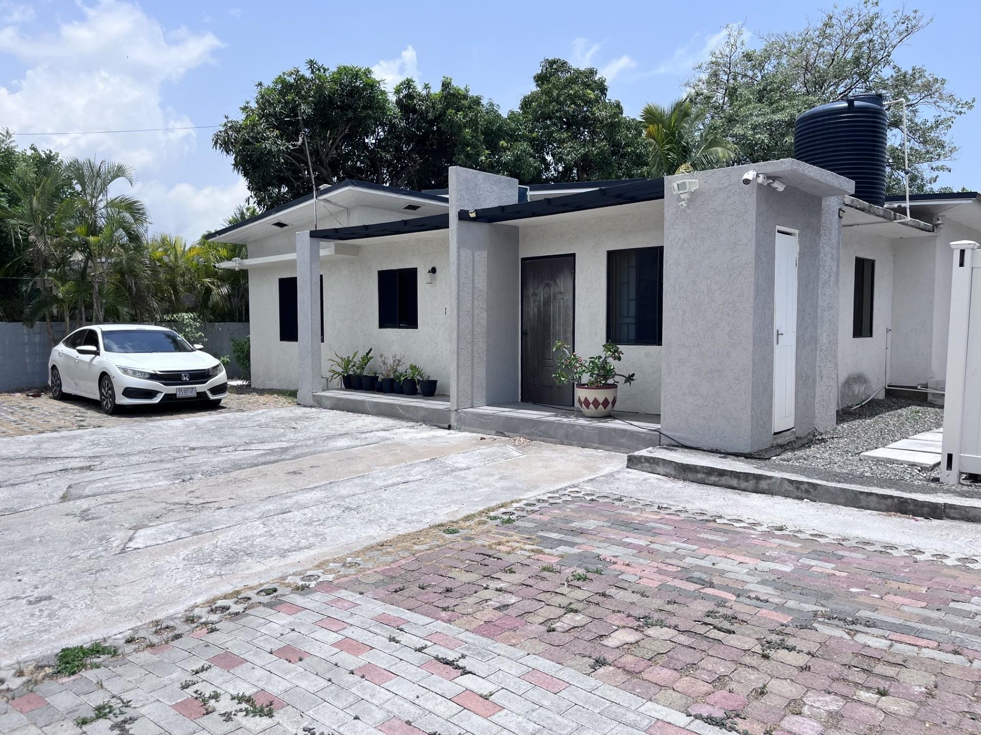 Apartment For Rent: BEDFORD PARK AVENUE, Kingston 10 | $120,000 photo 2