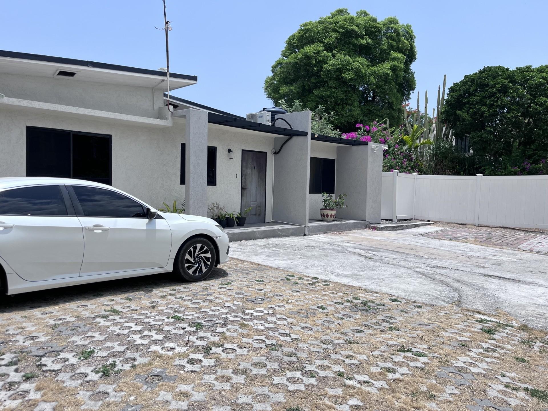 Apartment For Rent: BEDFORD PARK AVENUE, Kingston 10 | $120,000 photo 3