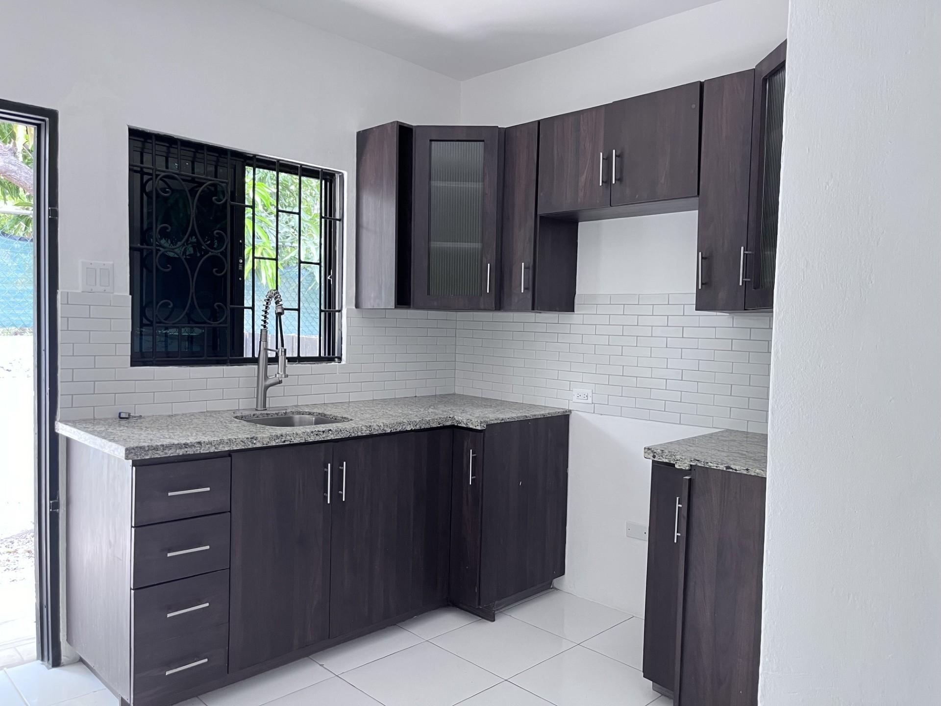 Apartment For Rent: BEDFORD PARK AVENUE, Kingston 10 | $120,000 photo 12